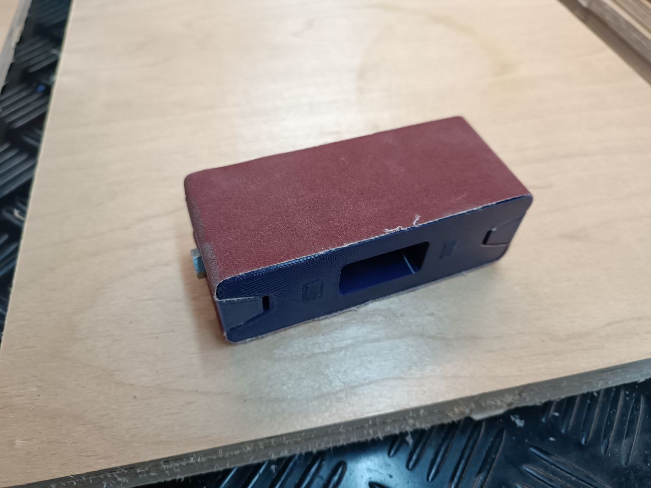 Usefull sandpaper holder