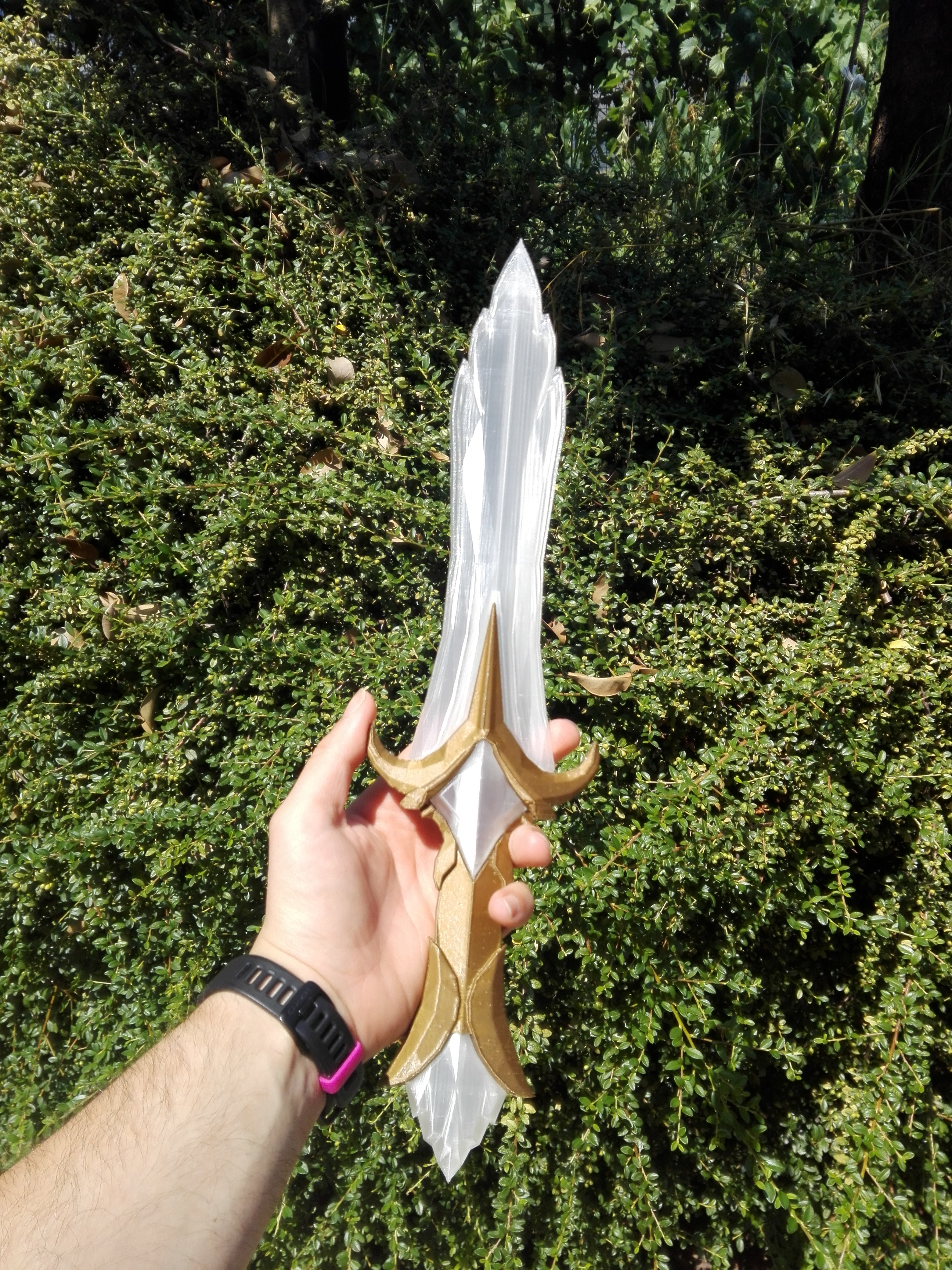 skyrim glass dagger , 3d printable version for cosplay and props