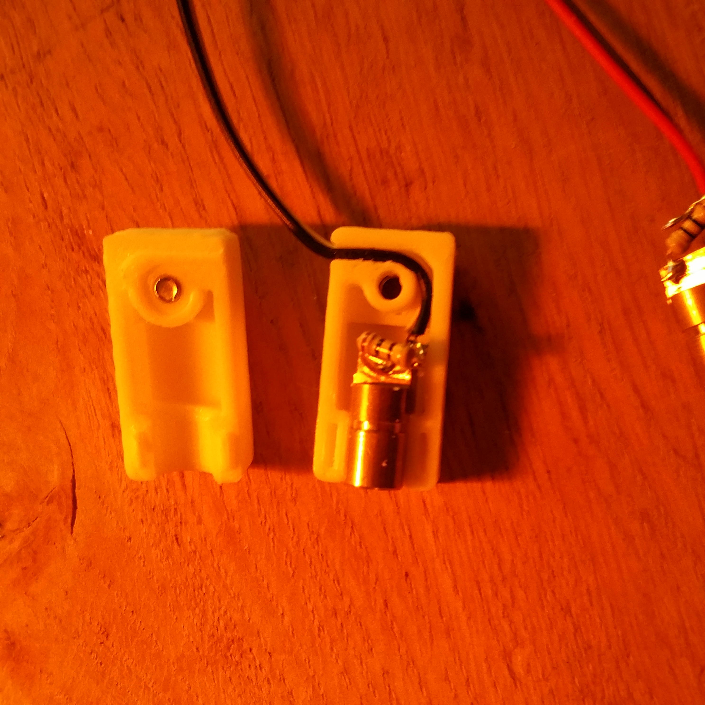Laser Diode Holder and Wire Clamp