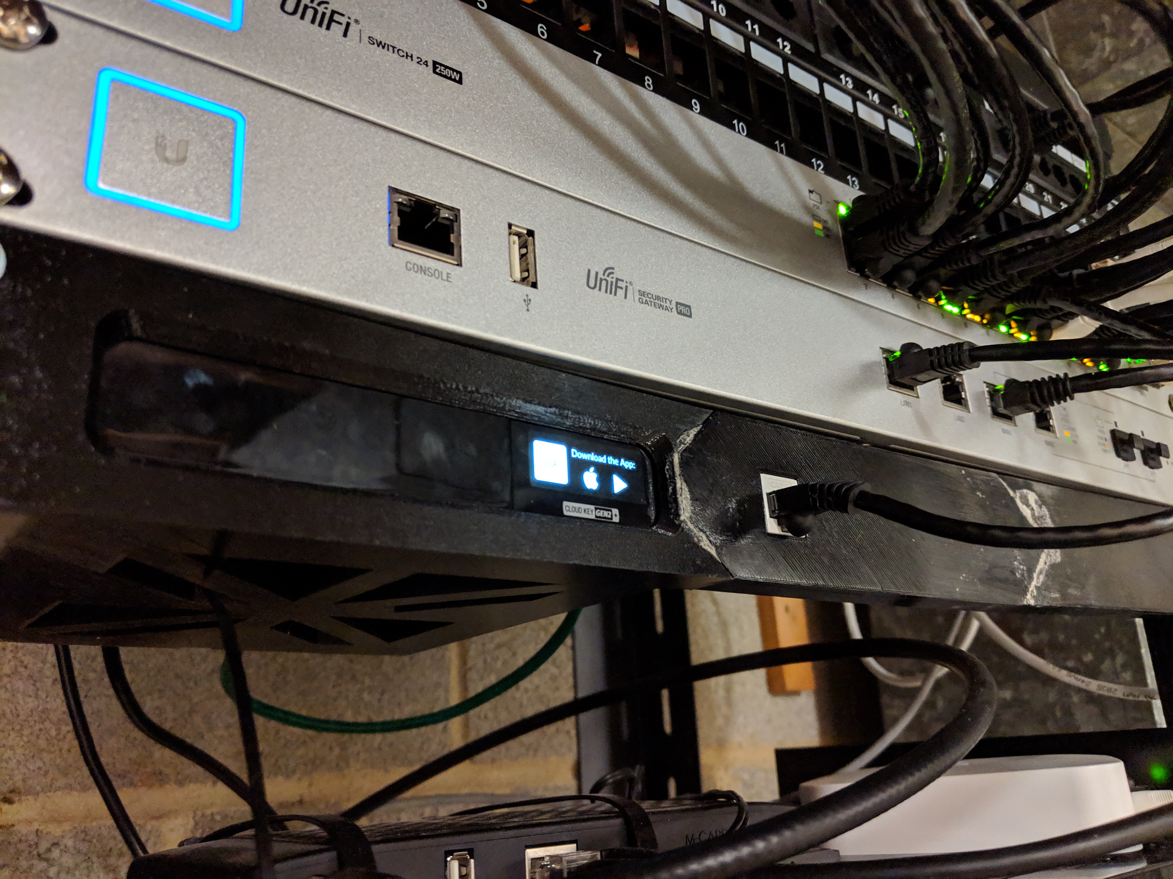 Ubiquiti Cloud Key Gen2 Plus 1U Rackmount Adapter