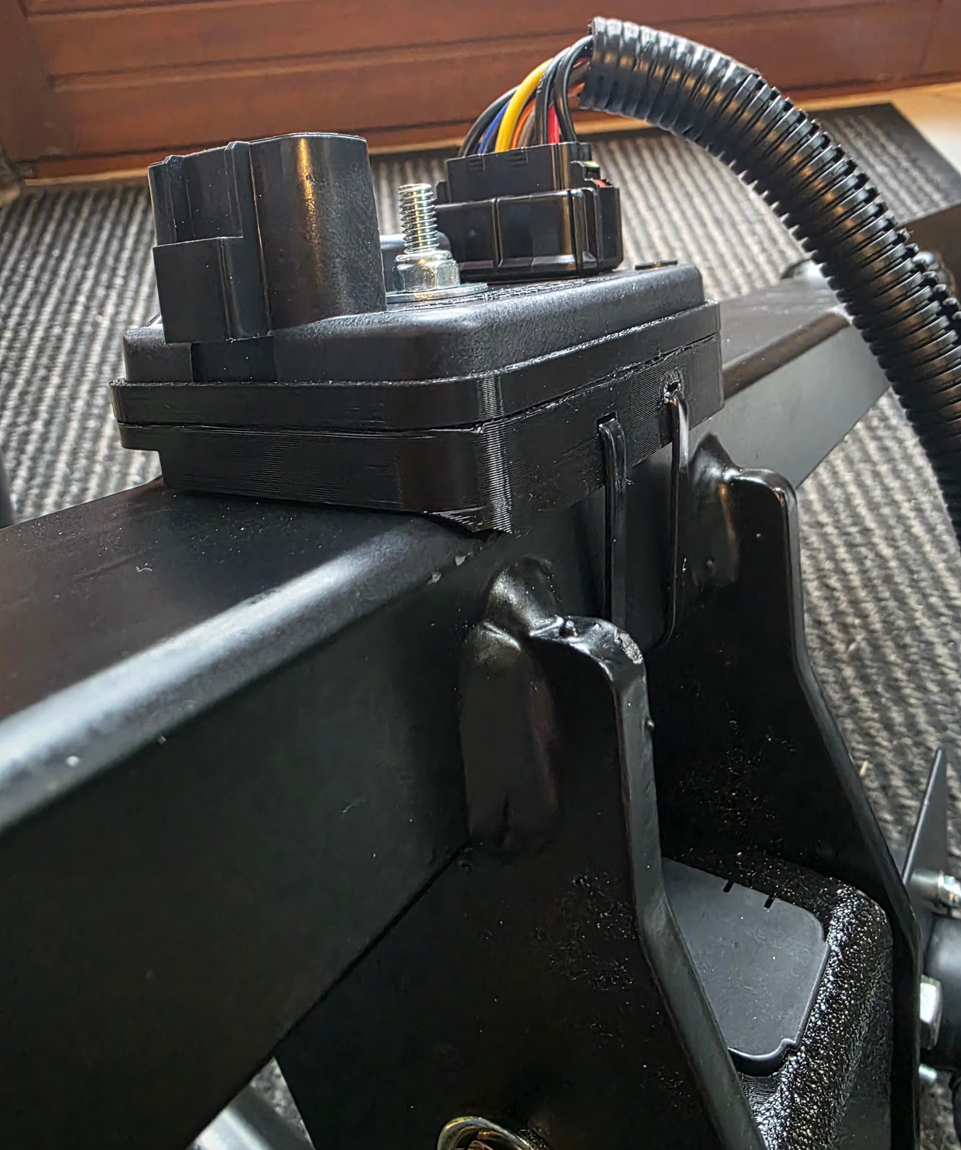 Tesla Model 3 Trailer ECU Mount for Autohak TE02V