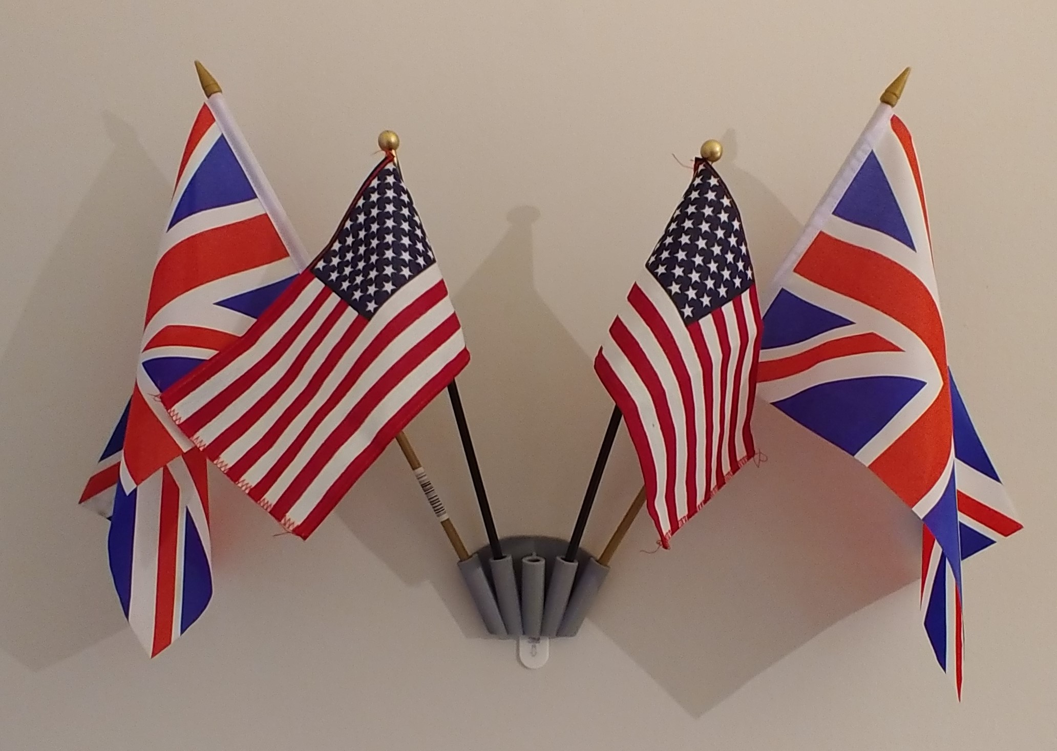 Command Strip 5 (small) Flag Holder