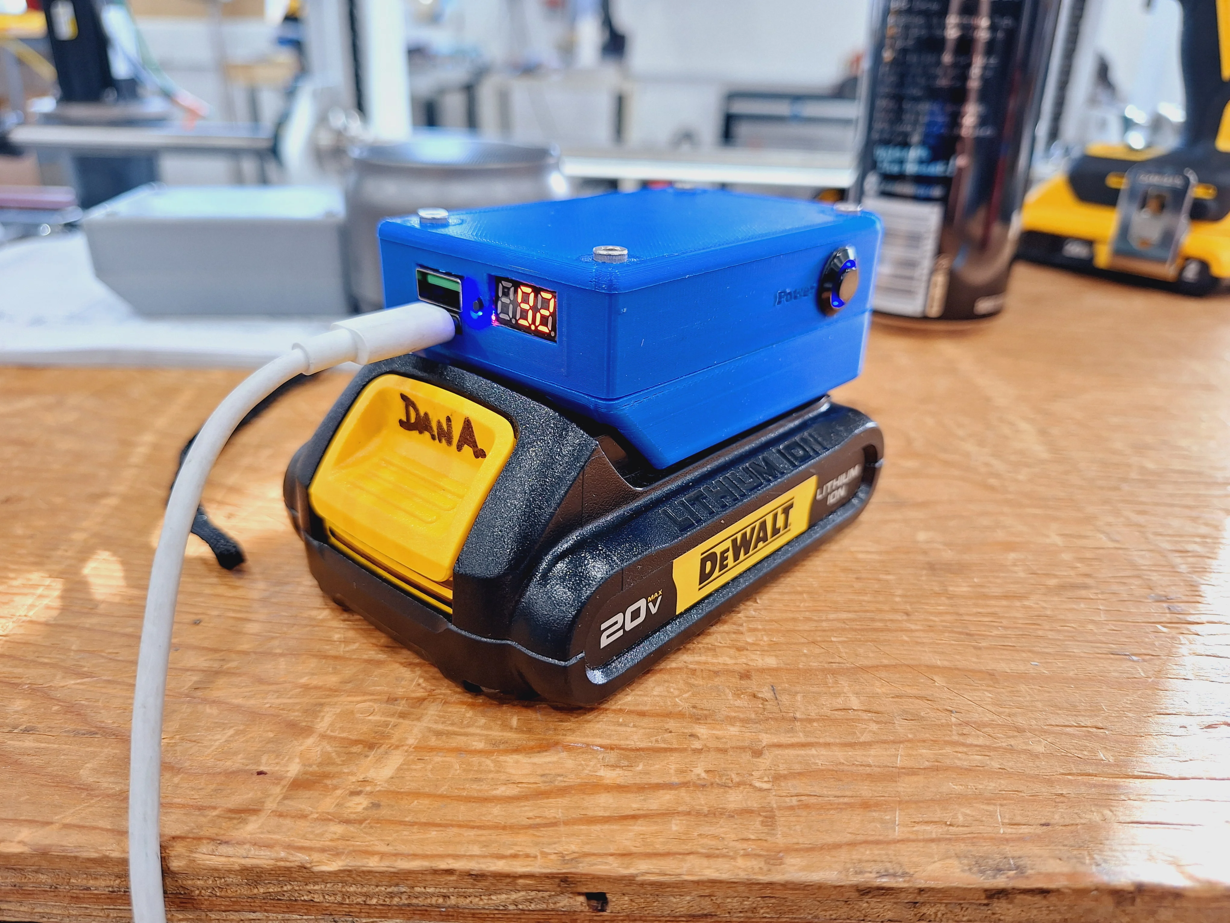 Dewalt 20V USB Type C Fast Charger