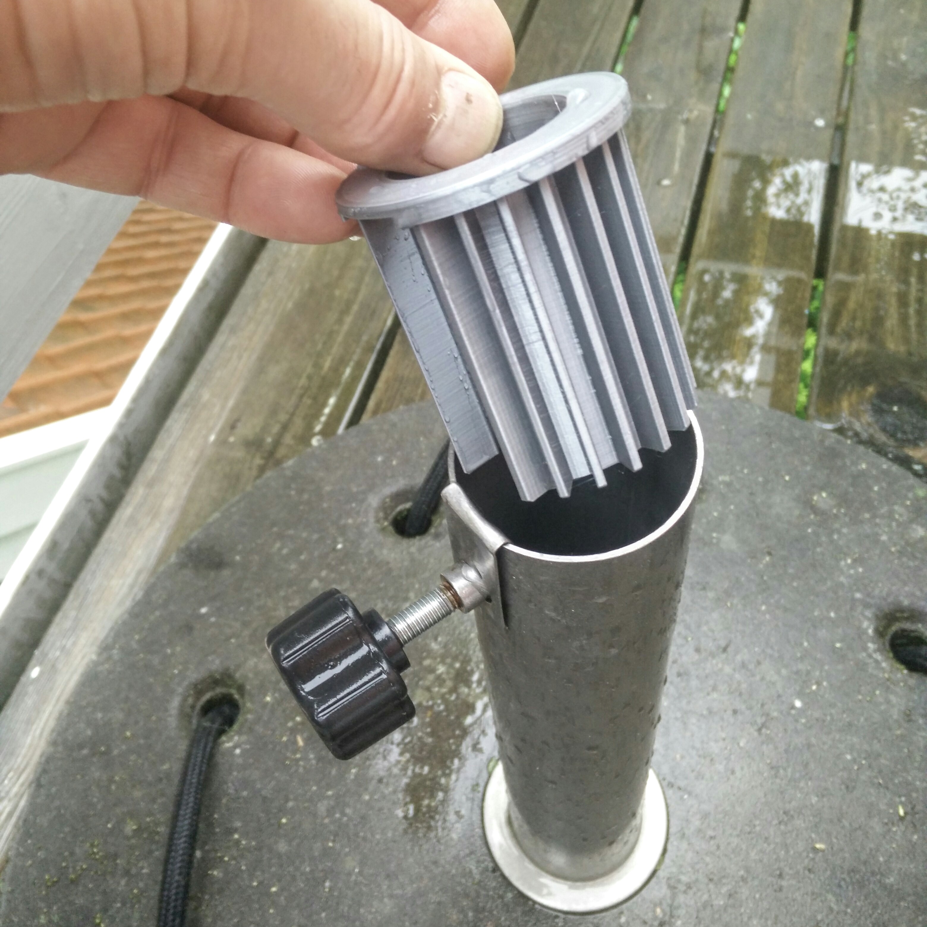 Parametric adapter for parasol base