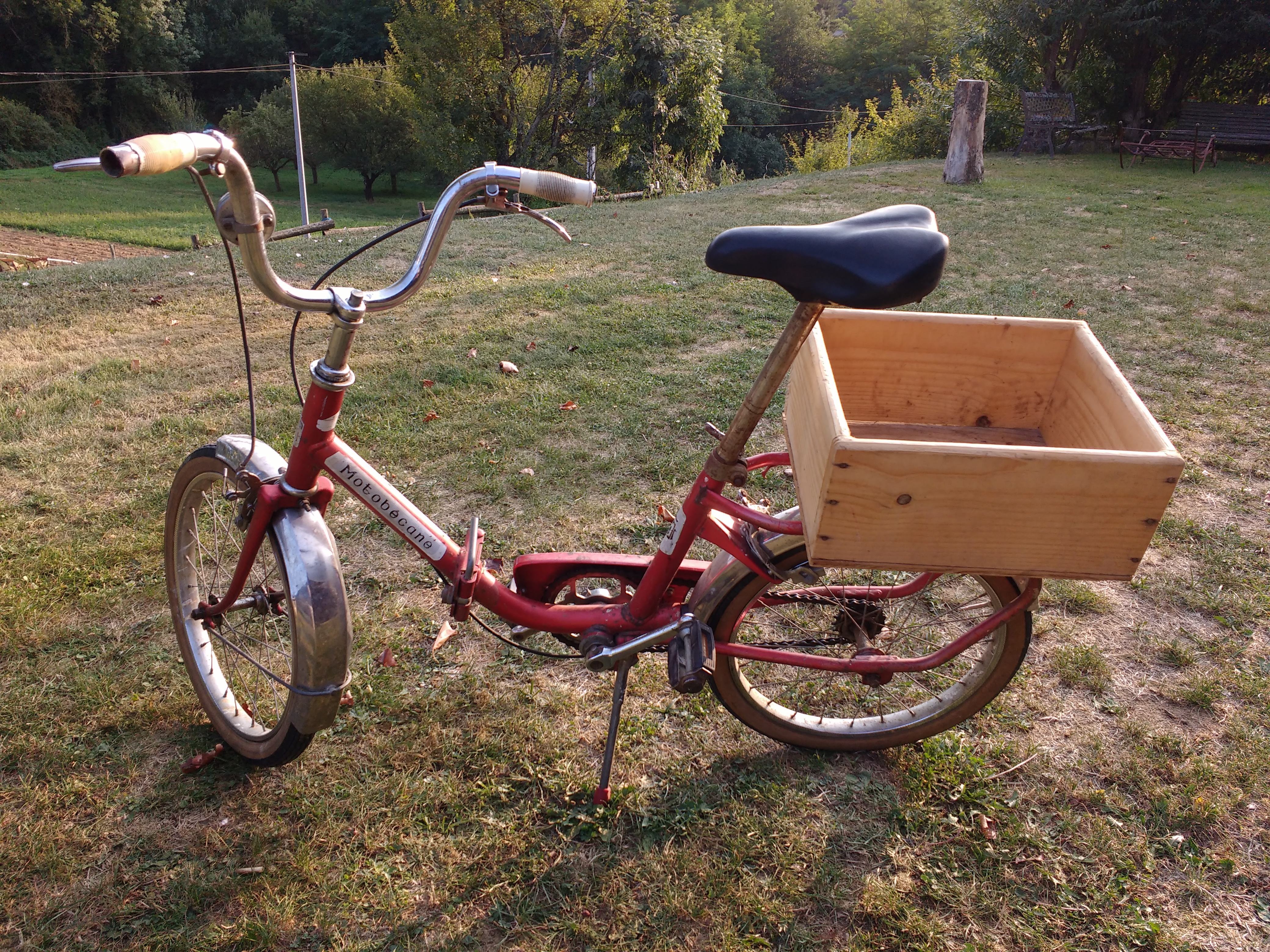 ajout caisse sur motobécane 400A 1974