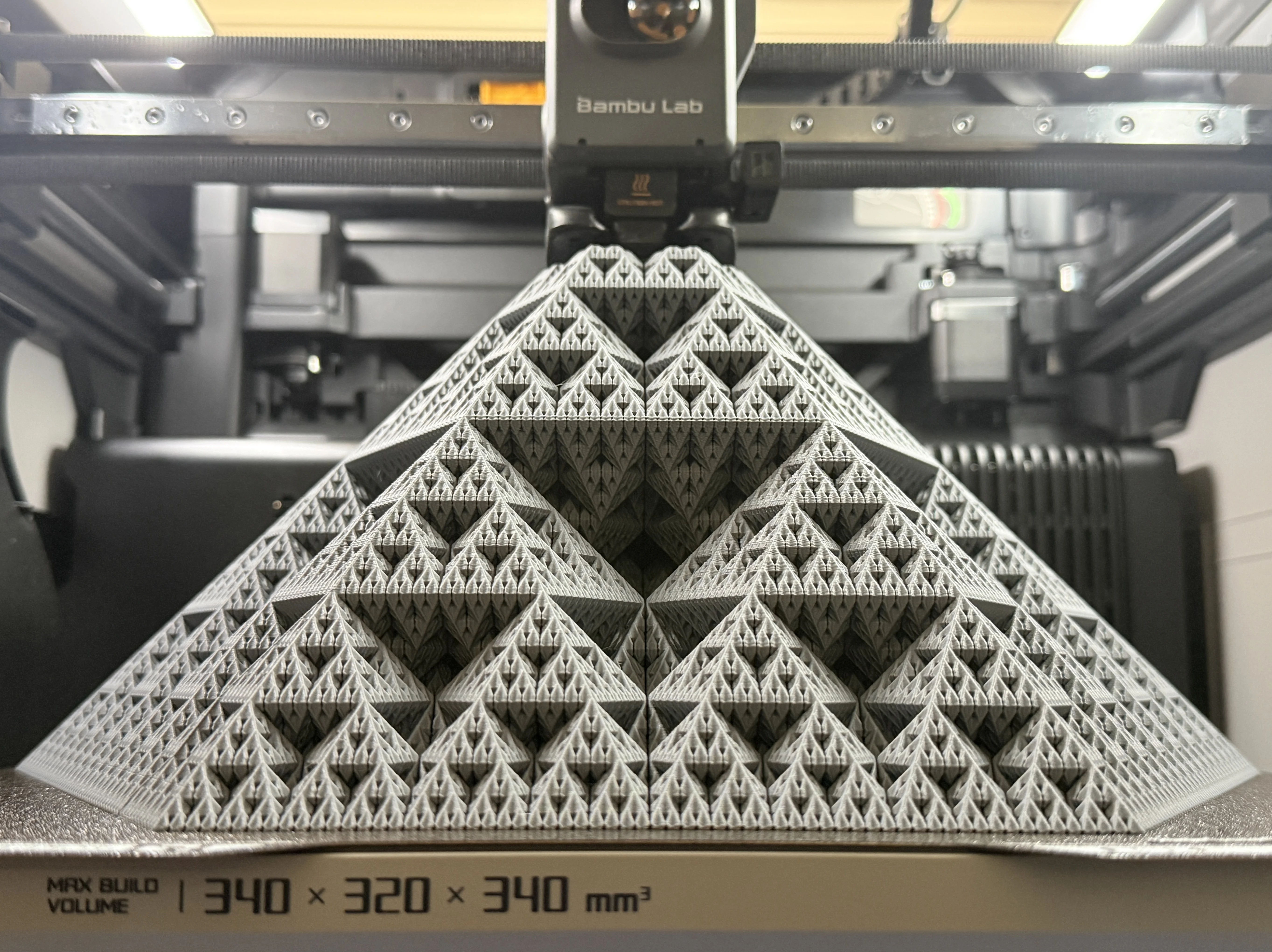 Sierpiński Snowflake Fractal Pyramid | Level 6 (Vase Mode)