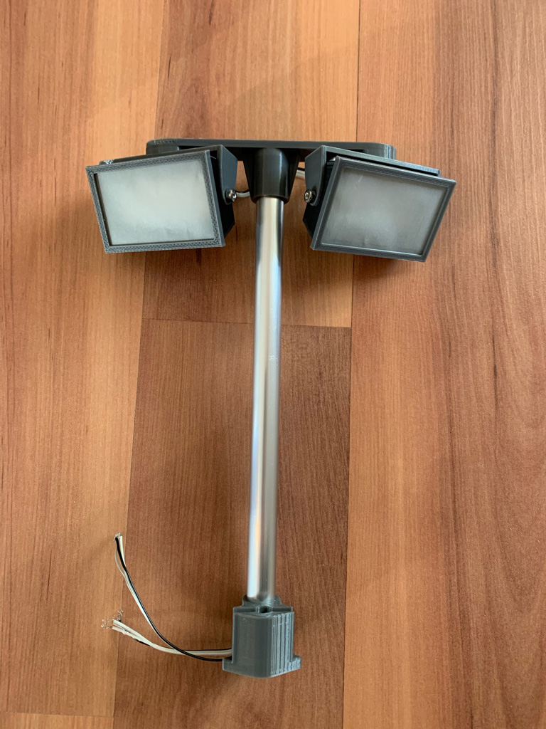 Strassenscheinwerfer / Scheinwerfer / Lampe für DR!FT Sturmkind Strecke