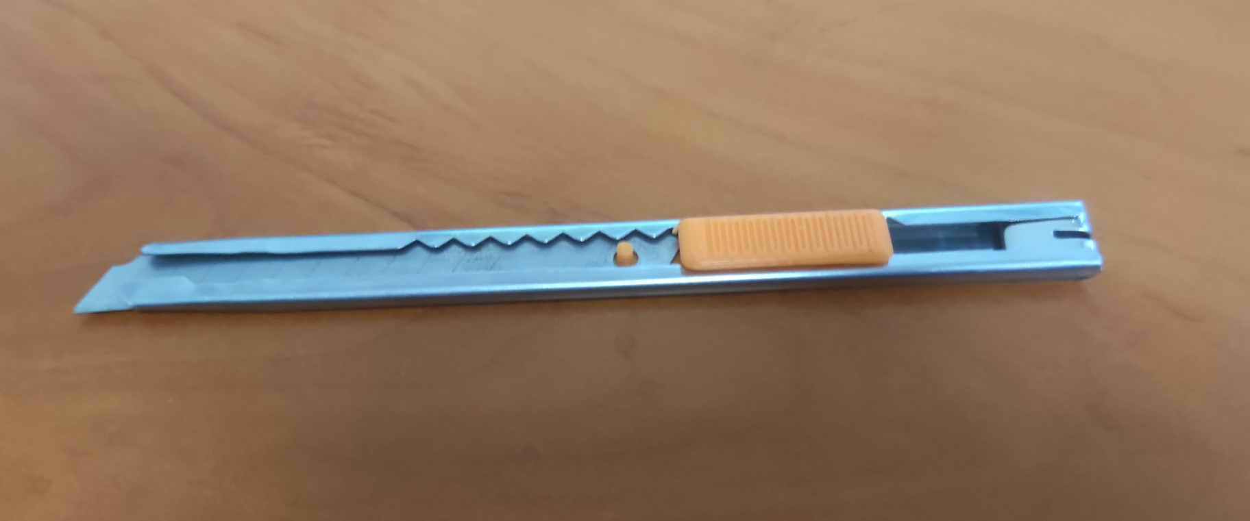 Slider for metal-case box cutter