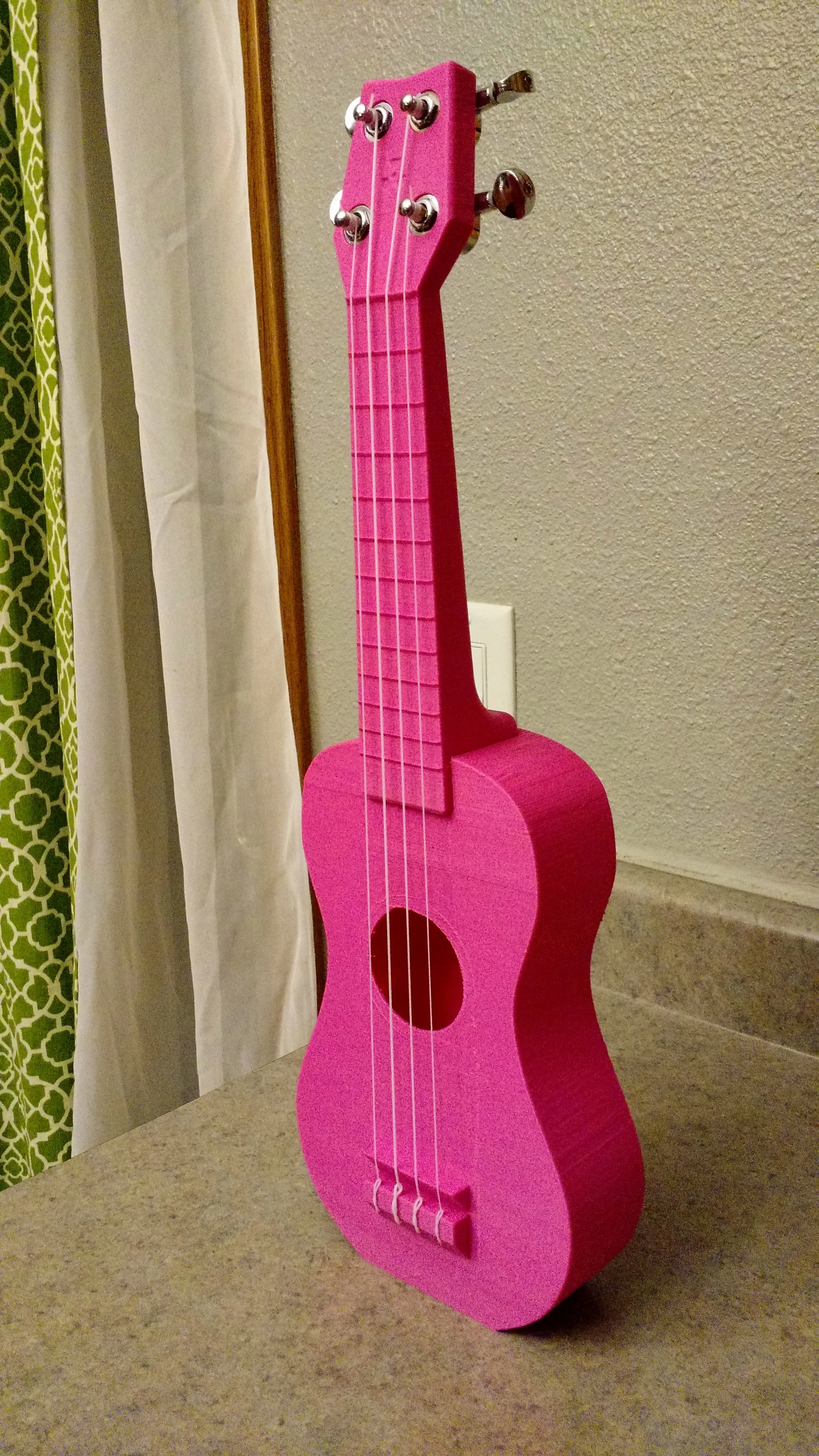 "Nukulele" Playable soprano Ukulele, sounds great printable without supports.