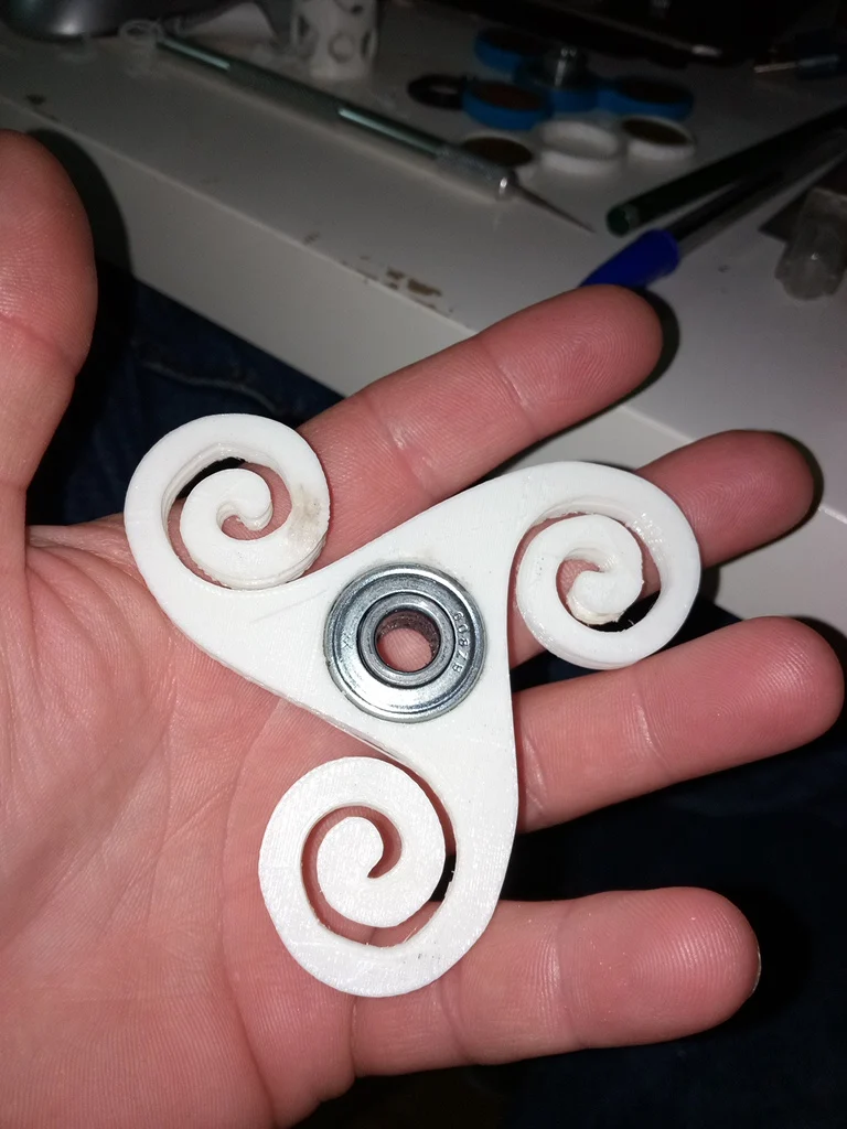 Triskel fidget