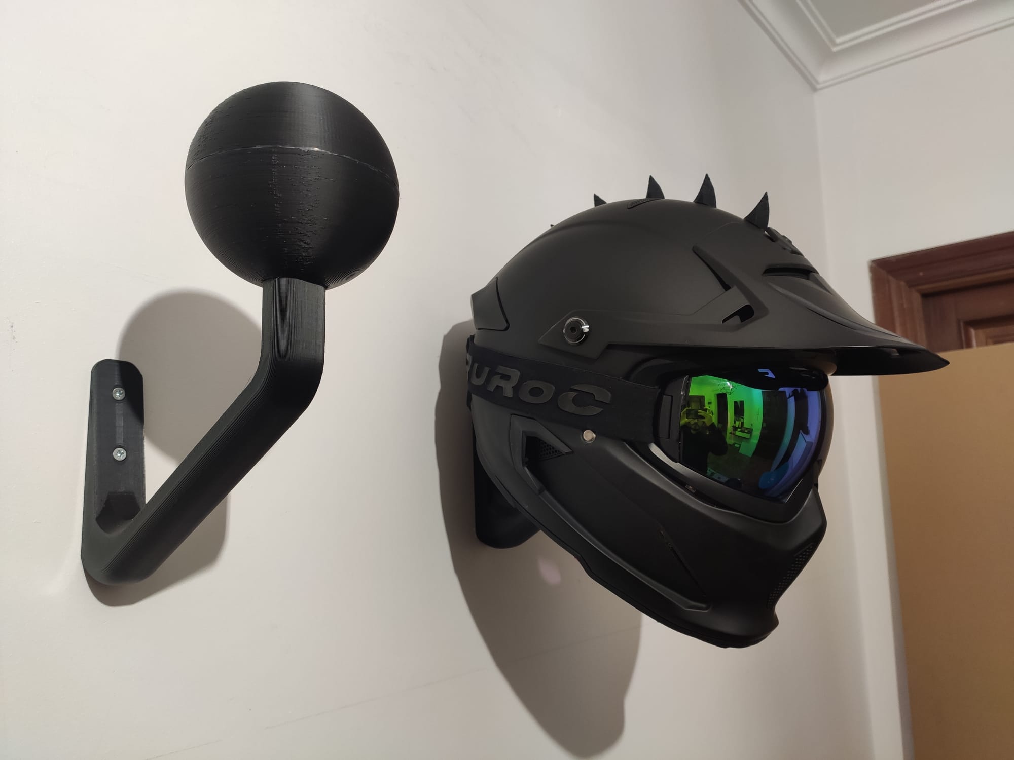 Helmet Hanger