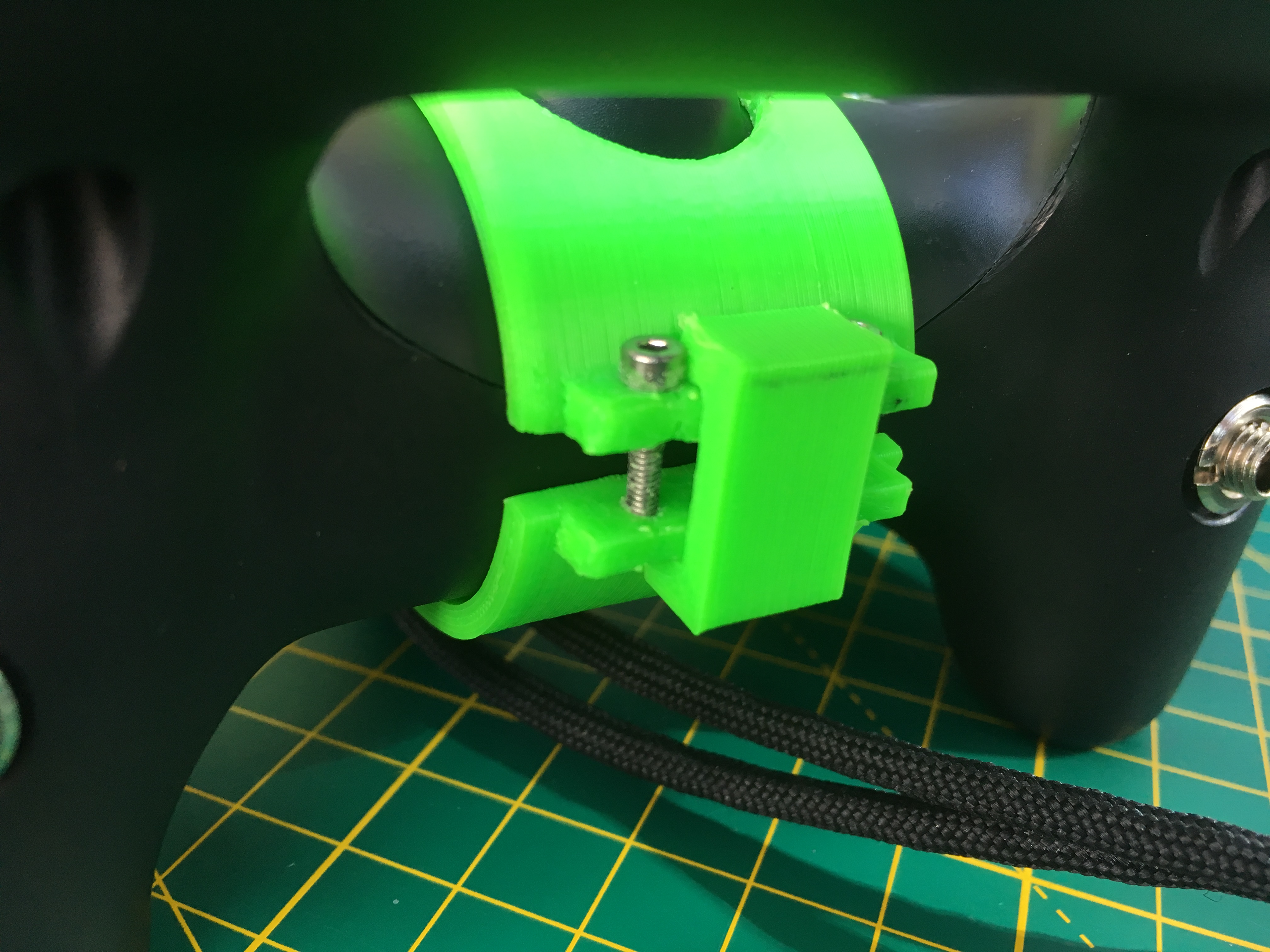 CLIP for : Turnigy Evolution Neckstrap mount by iNoob