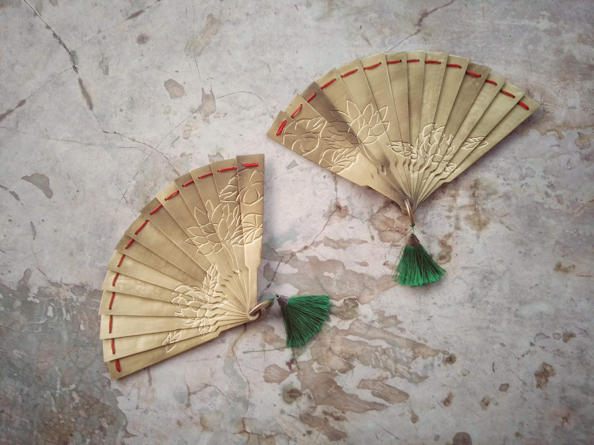 Hand fan of  Douma in Kimetsu no Yaiba
