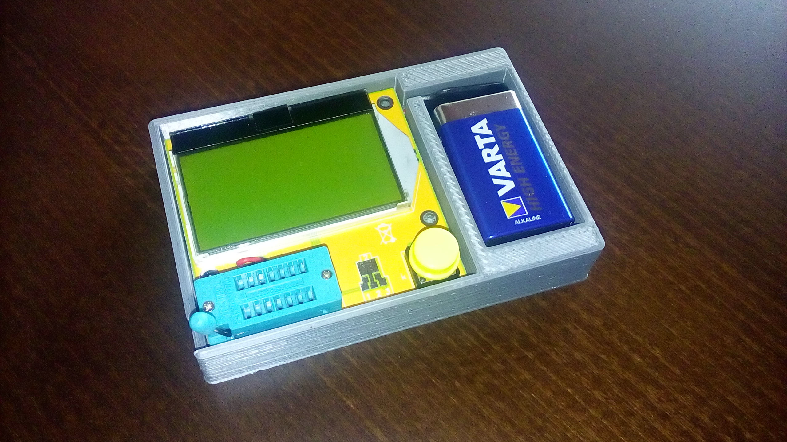 Case for "multifunction tester" (transistors, diodes,...)