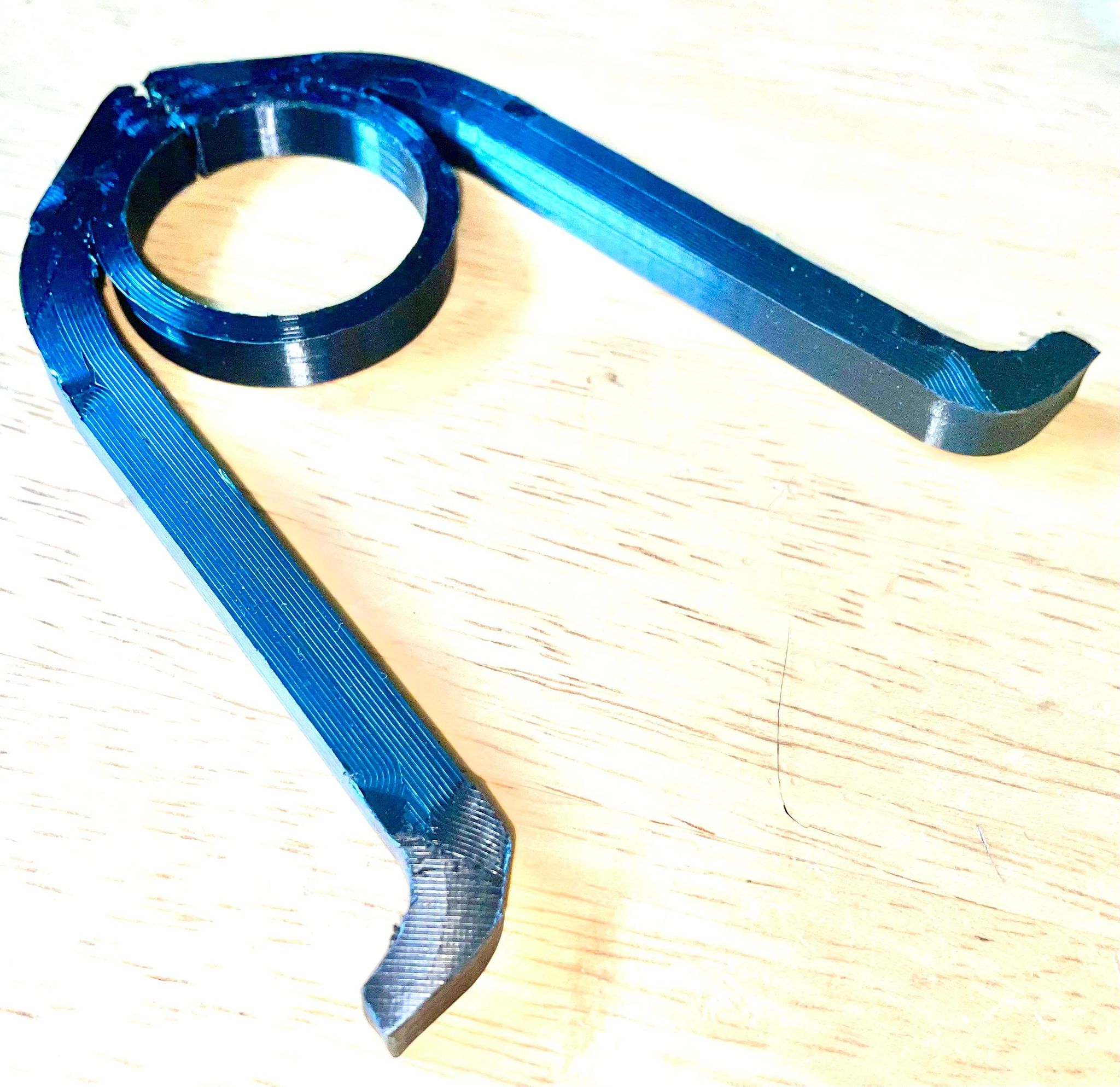 Giant Towel Clip - Great for holding towel to cruise ship deck lounge chairs