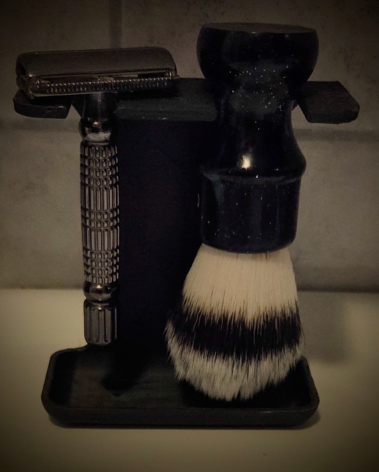 Shaver and Brush Stand