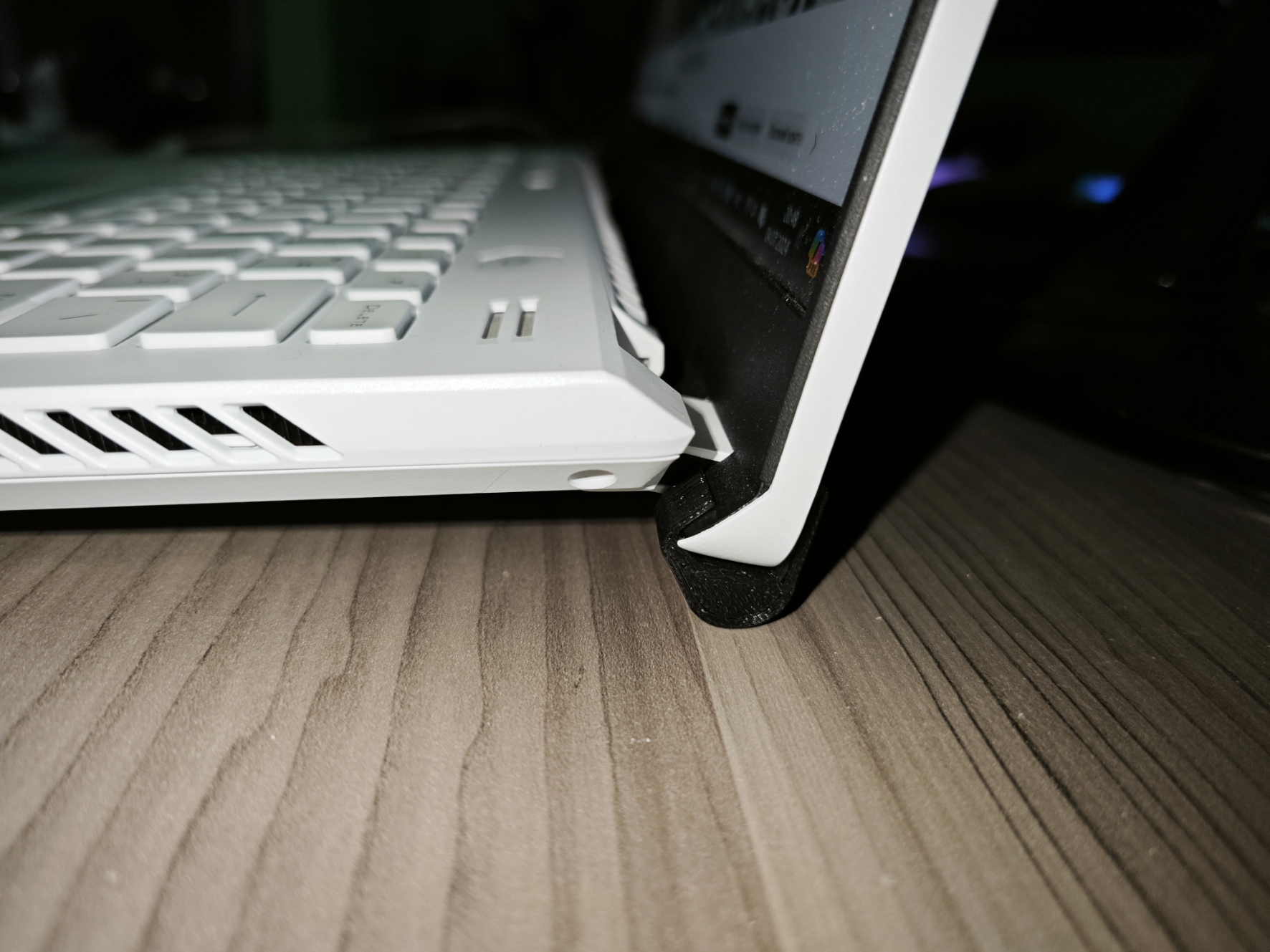 G14 2023 Laptop Leg