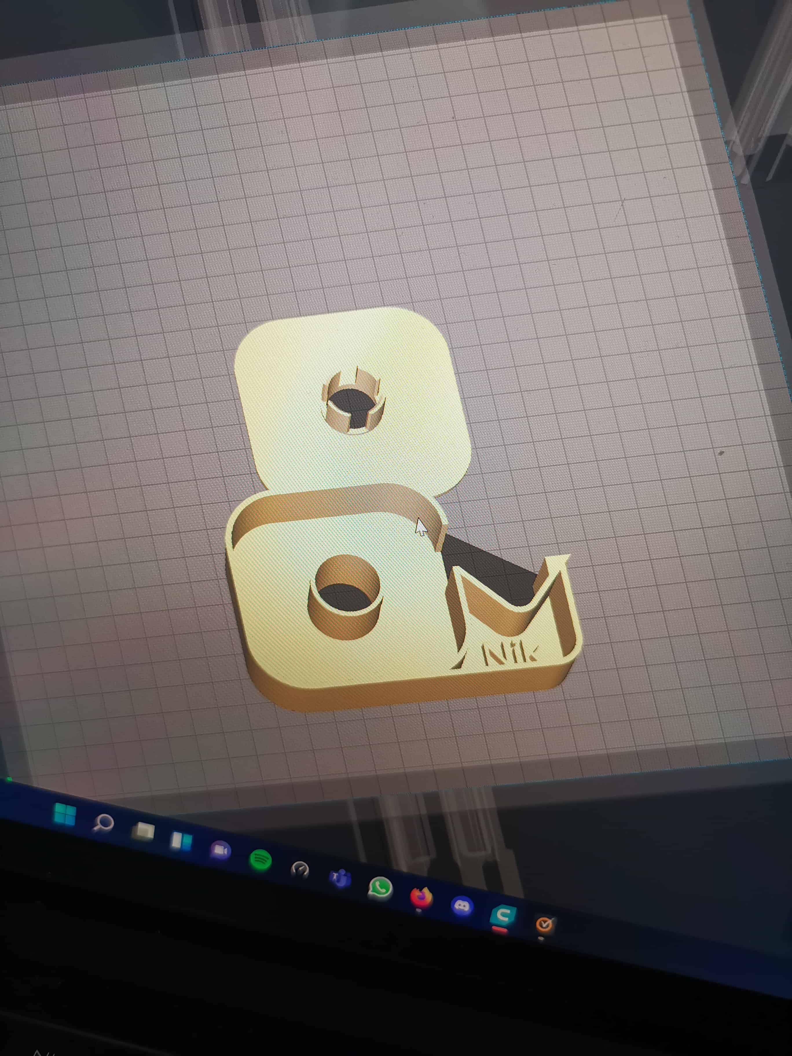 Tape-Holder