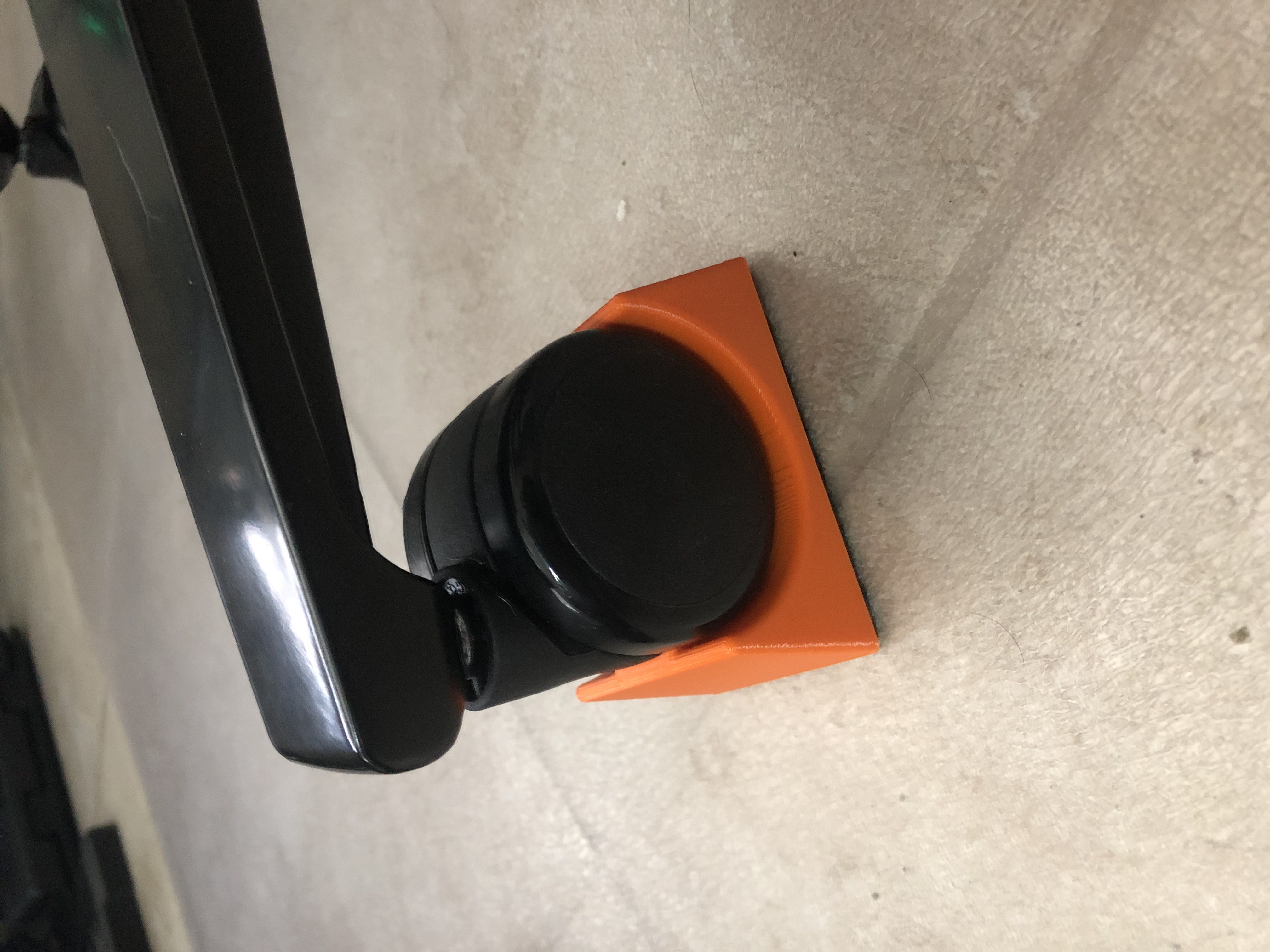 Wheel Chock for Secretlabs Titan