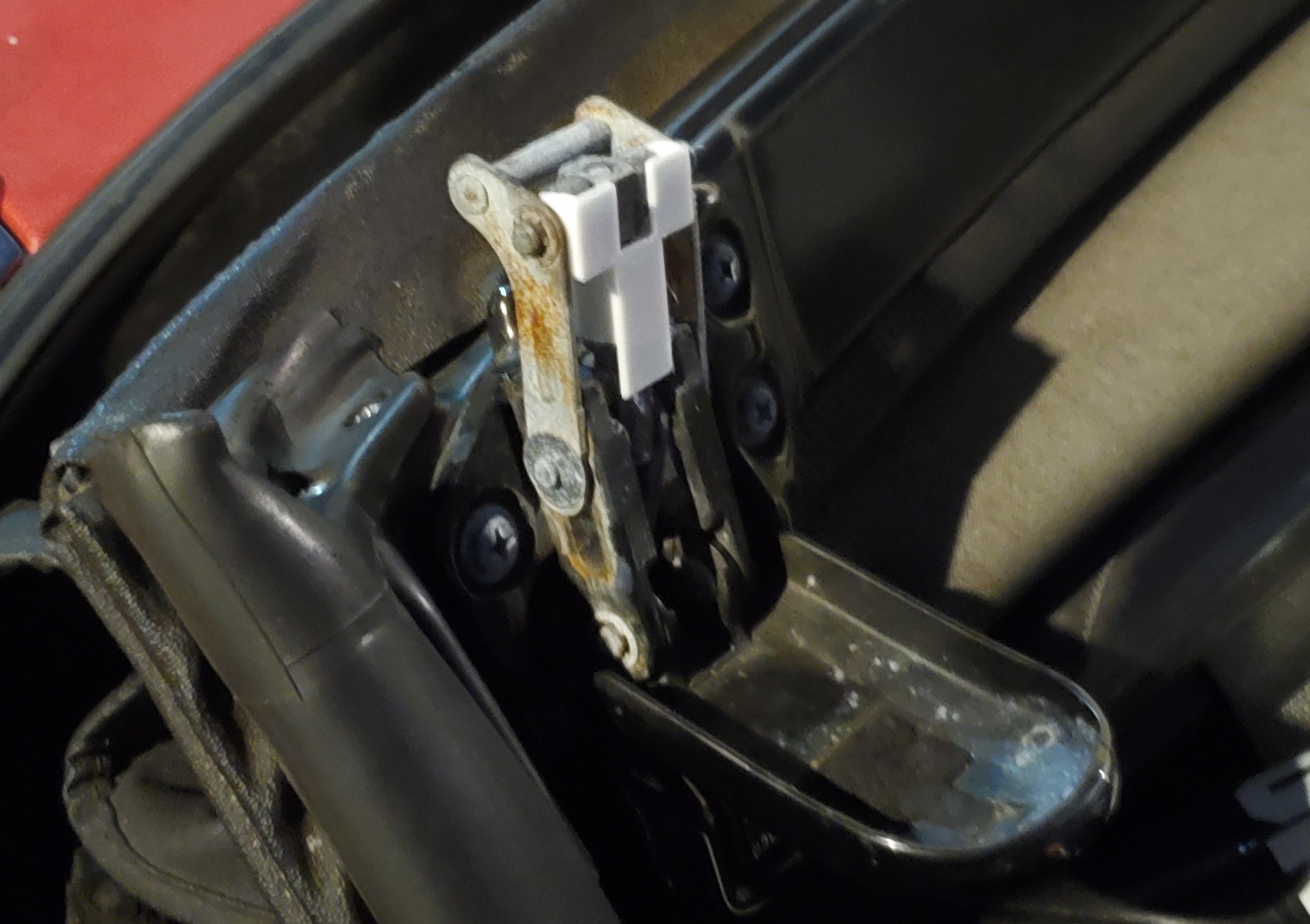 NA/NB Miata Soft Top Latch Locking Clip