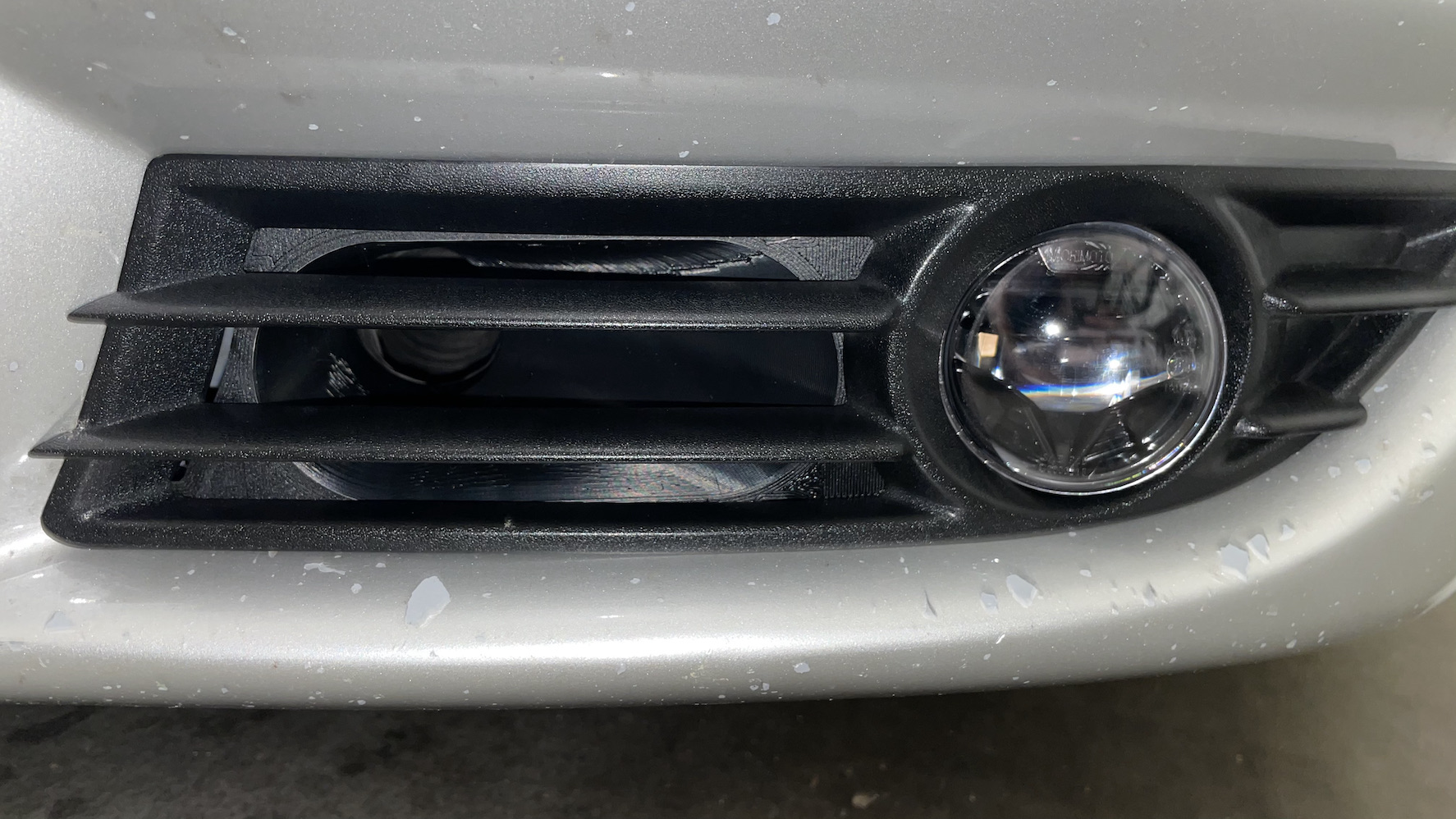 Volvo P2 R fog light intake