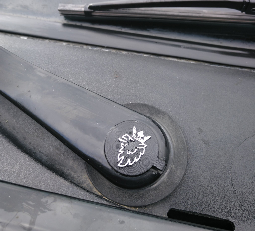 Saab 900 / 9-3 Wiper arm nut cover (YS3D 1994-2002)