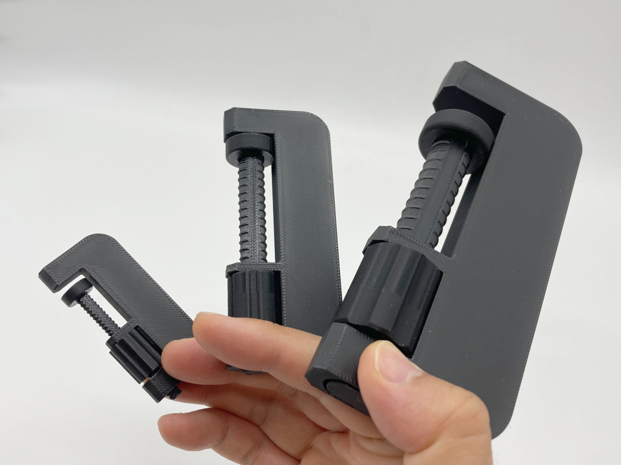 Simple C Clamp for Remix V2