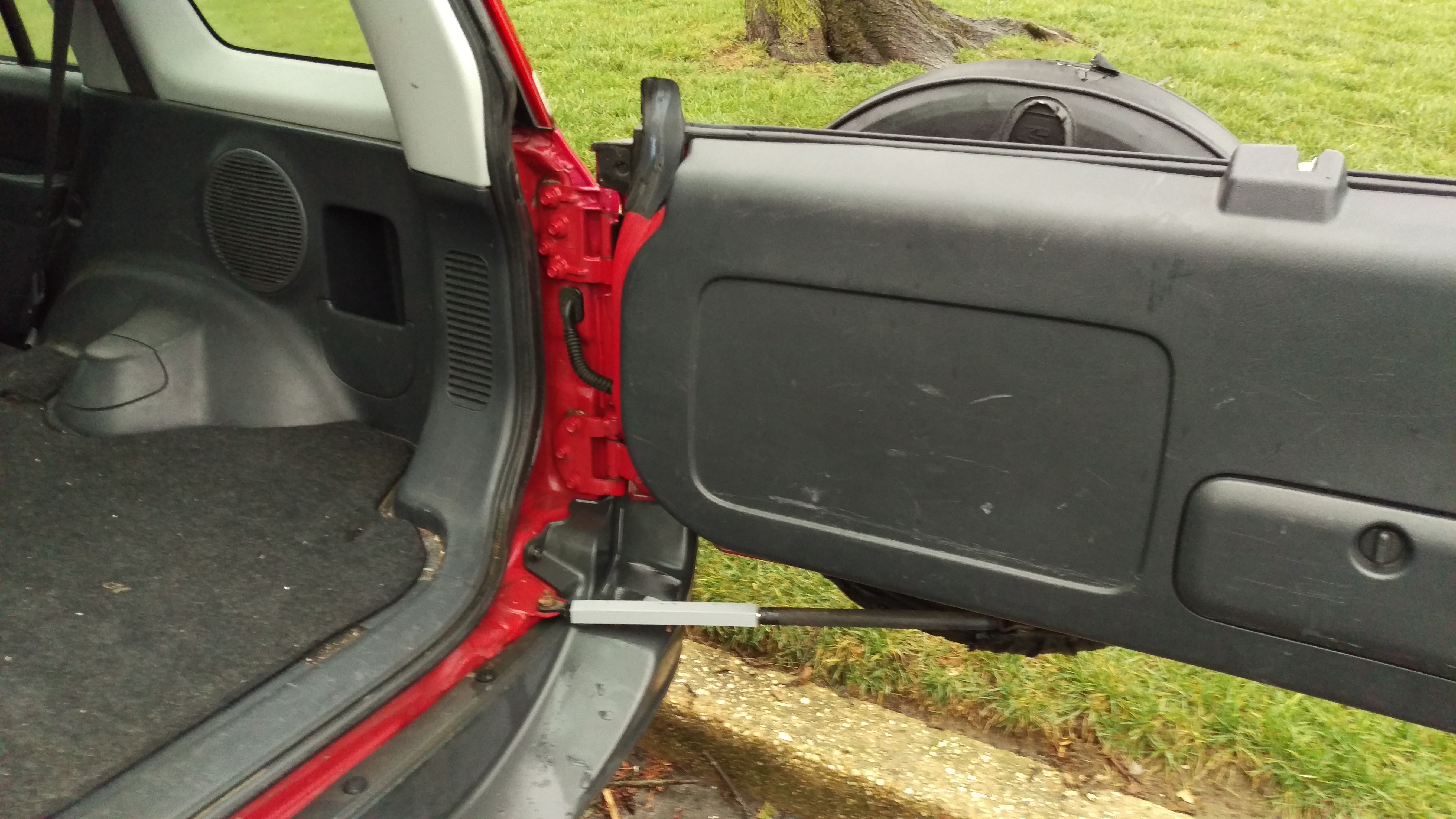 Honda CRV Tailgate Stopper (Door Stop)