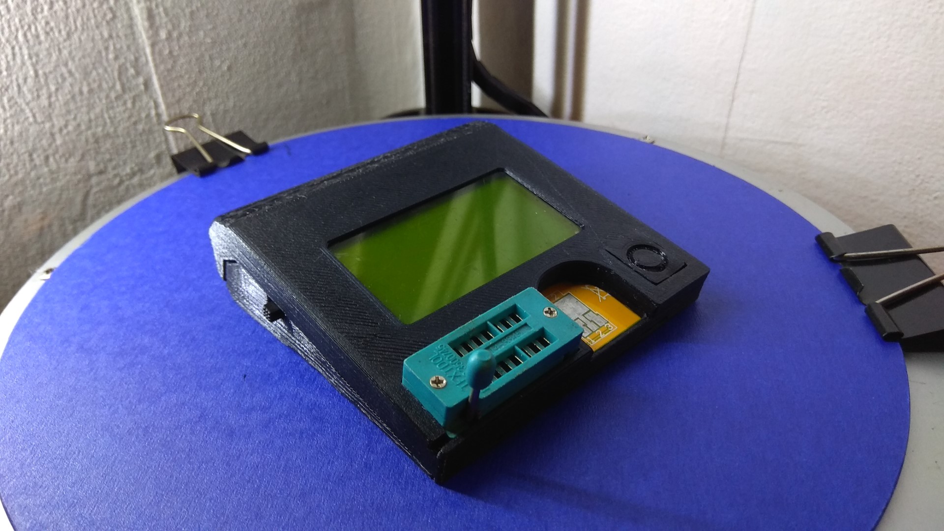 LCR-T4 component tester with battery 18650
