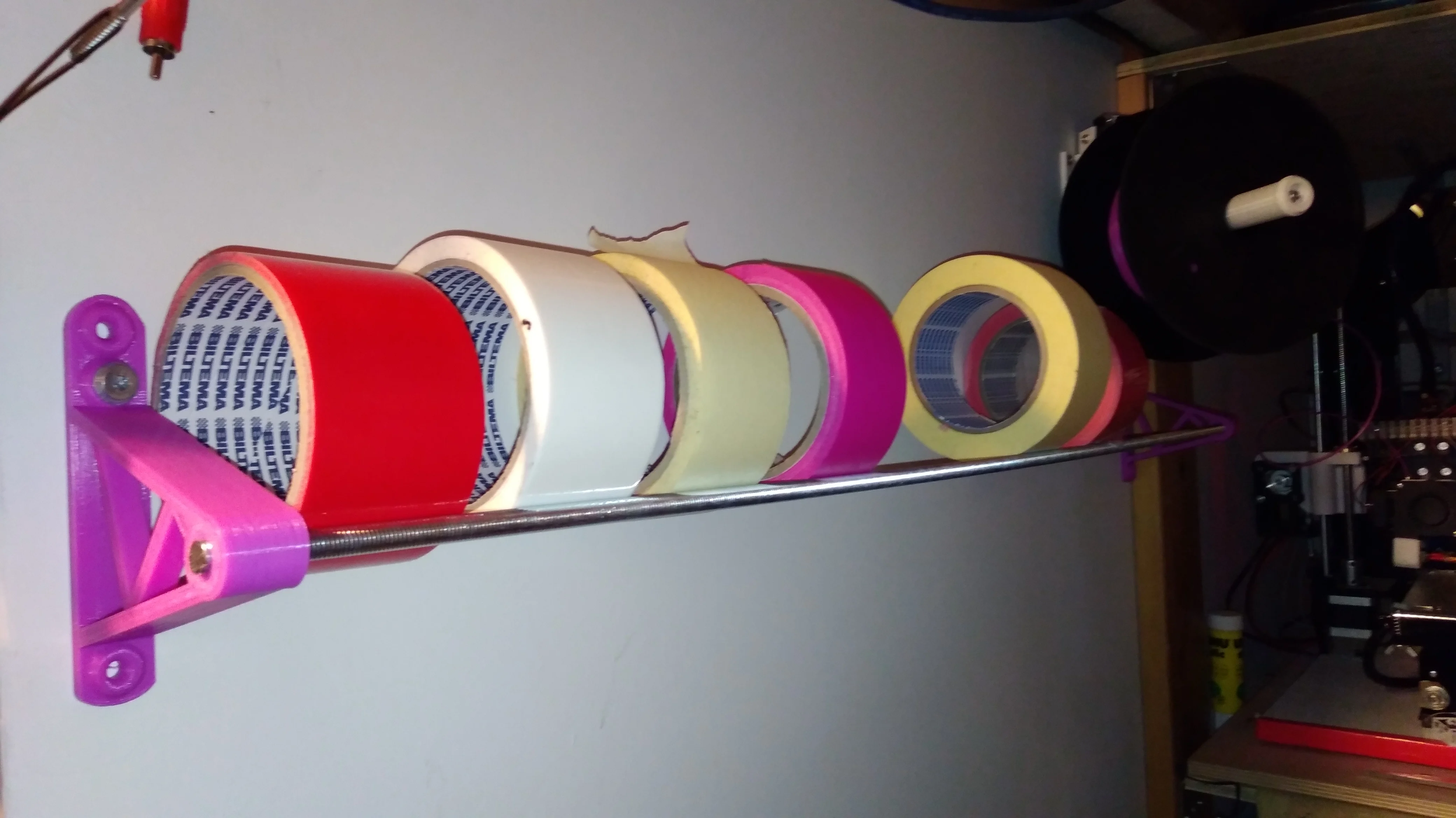 (Duct) tape holder