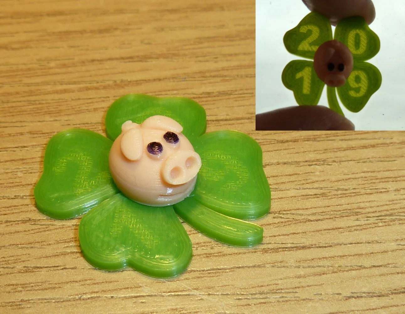 Glücksbringer 2019 (New Year Clover with Pig - hidden numbers)