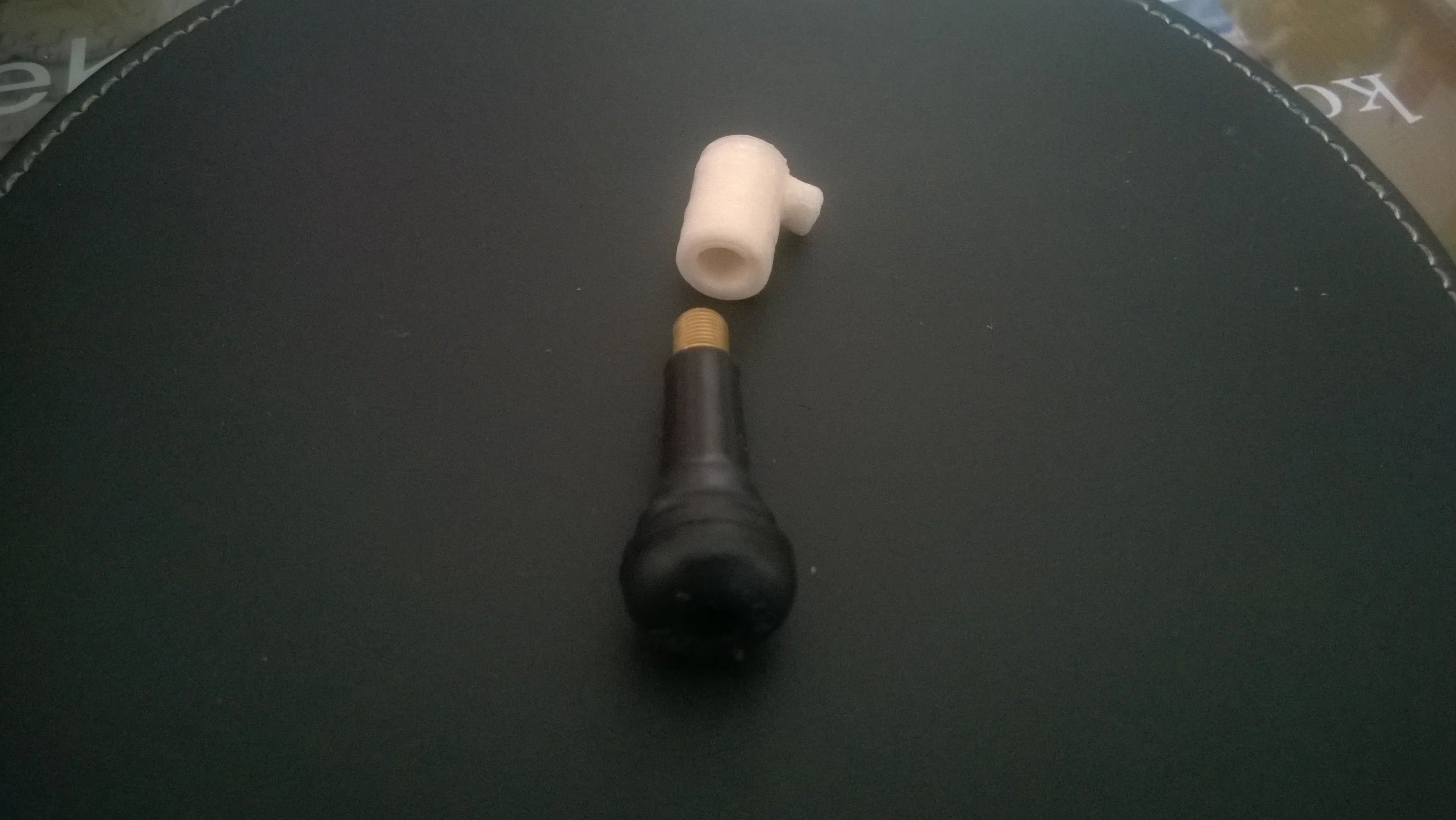 Schrader valve air duster valve top