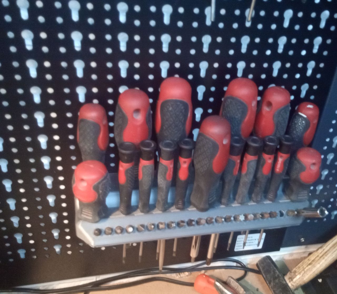 Screwdiver Holder for LUX Tool Wall
