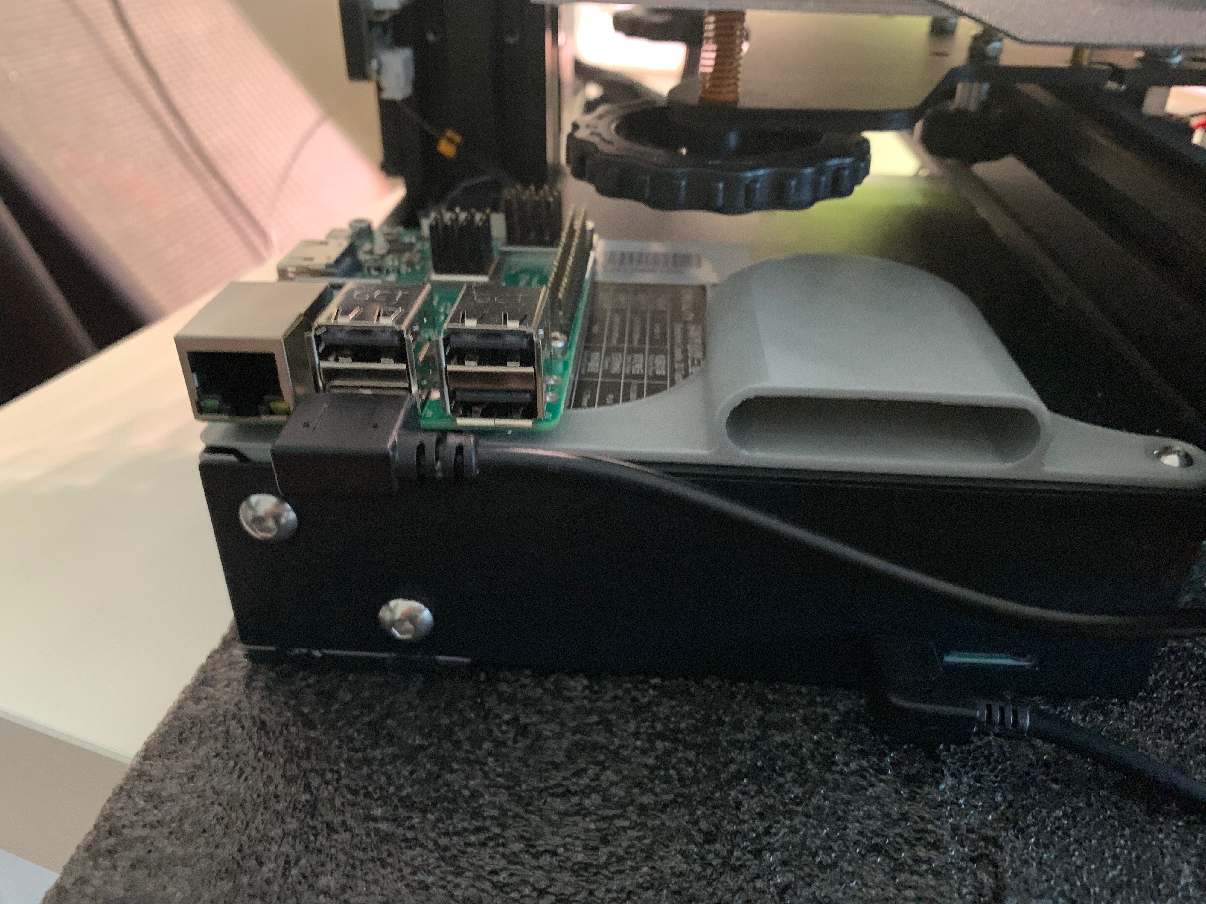 Raspberry Pi 3 Model B+ mount for Ender 3