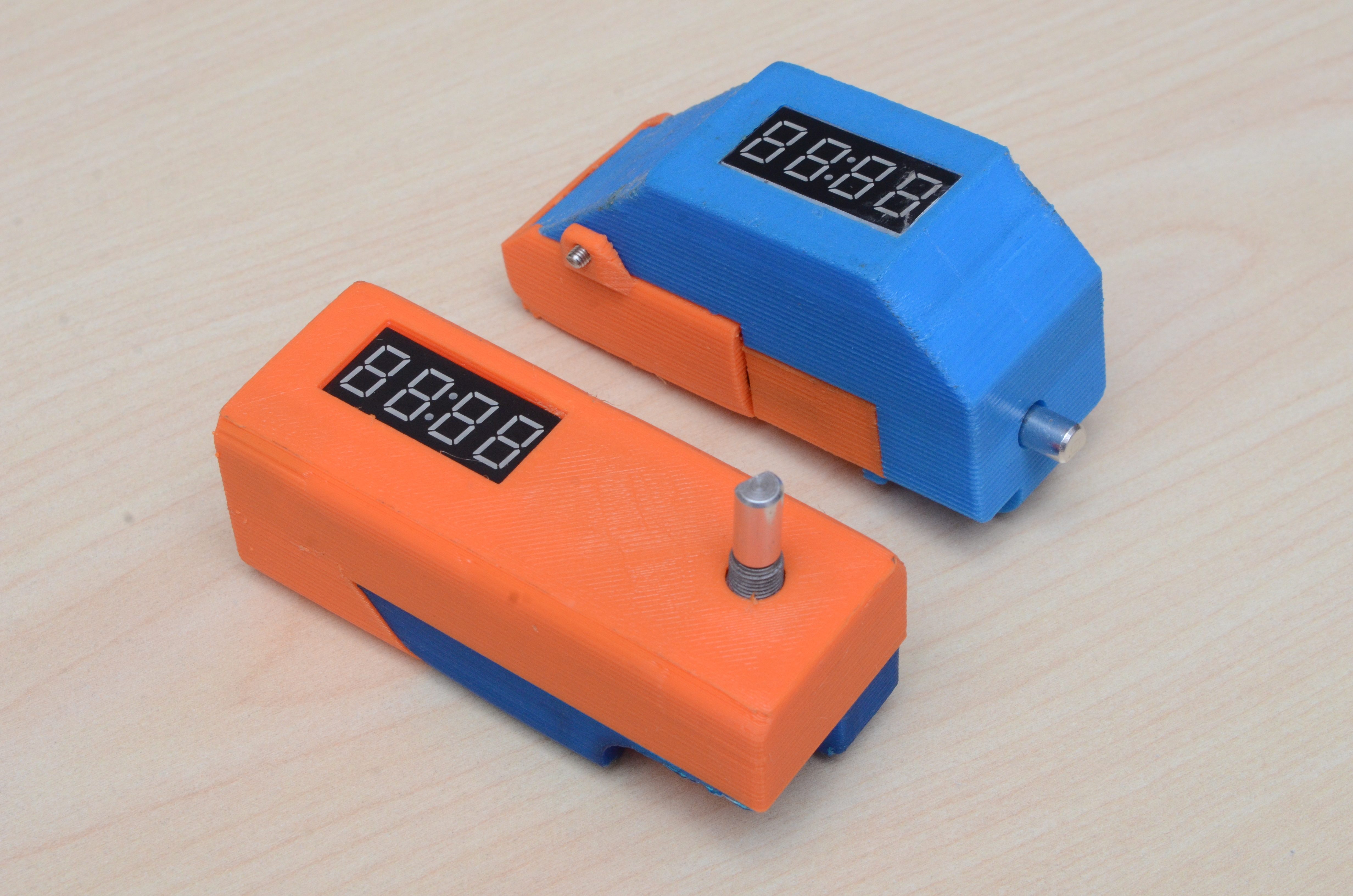 T-Case and S-Case for ATTiny85-Driven Intervalometer