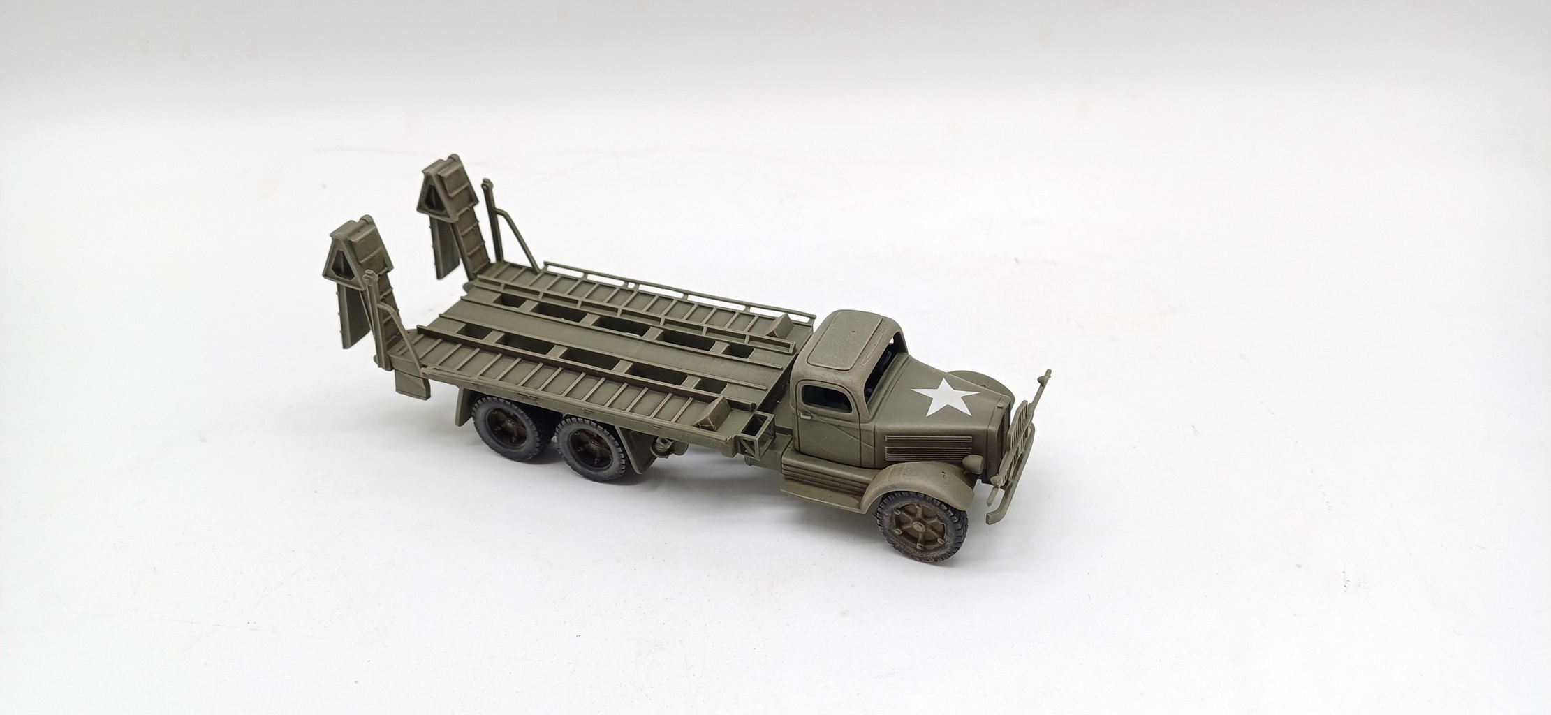 U.S. WHITE 920 TANK TRANSPORTER
