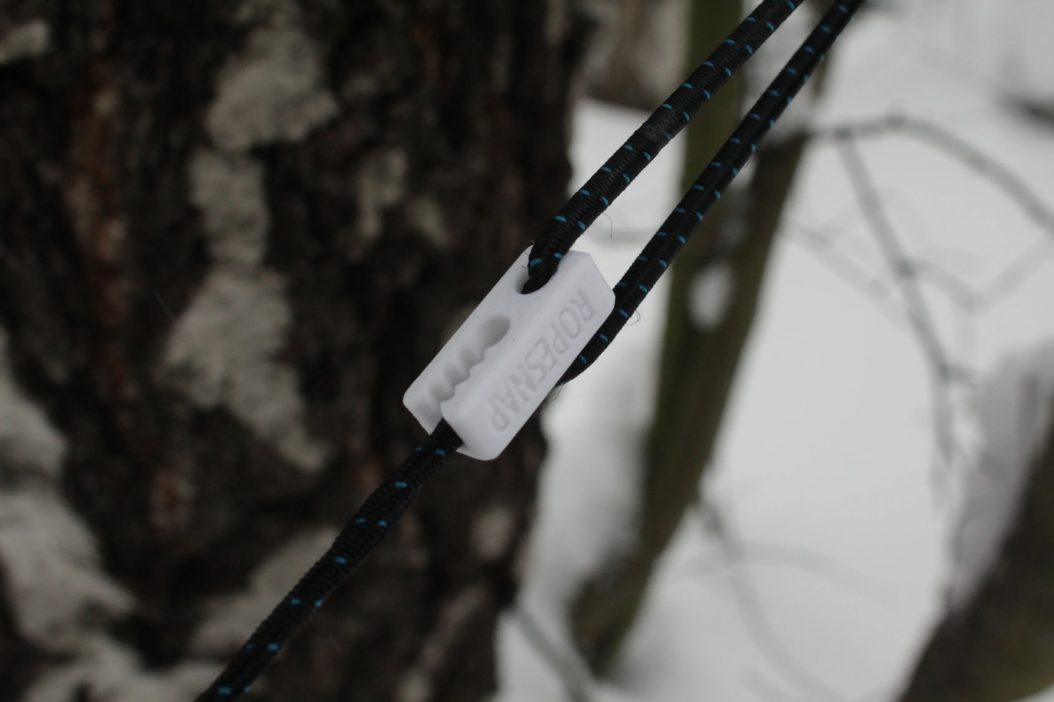RopeSnap - Tent line tensioner