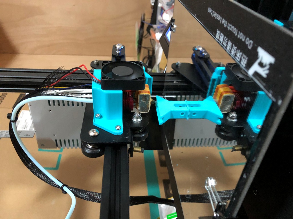 Creality CR-10 / Ender 3 Stock Fan mount replacement