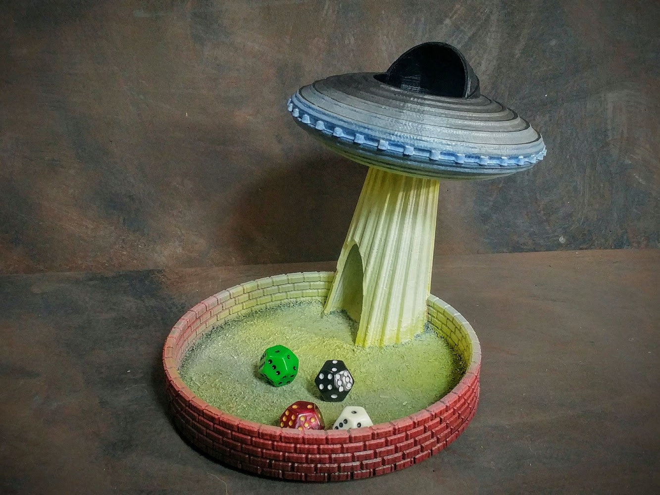 Flying Saucer Dice Tower