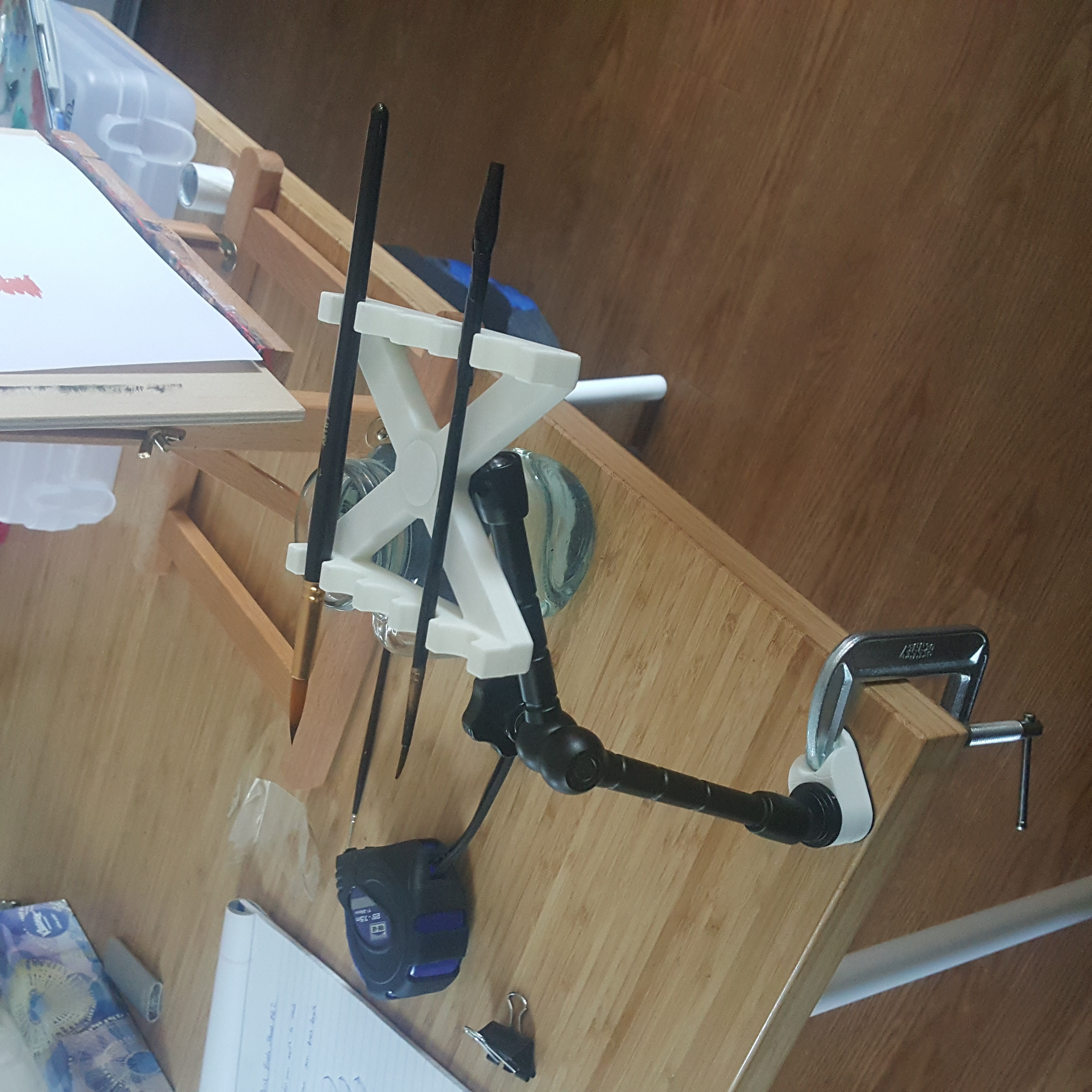 Horizontal Paintbrush Stand