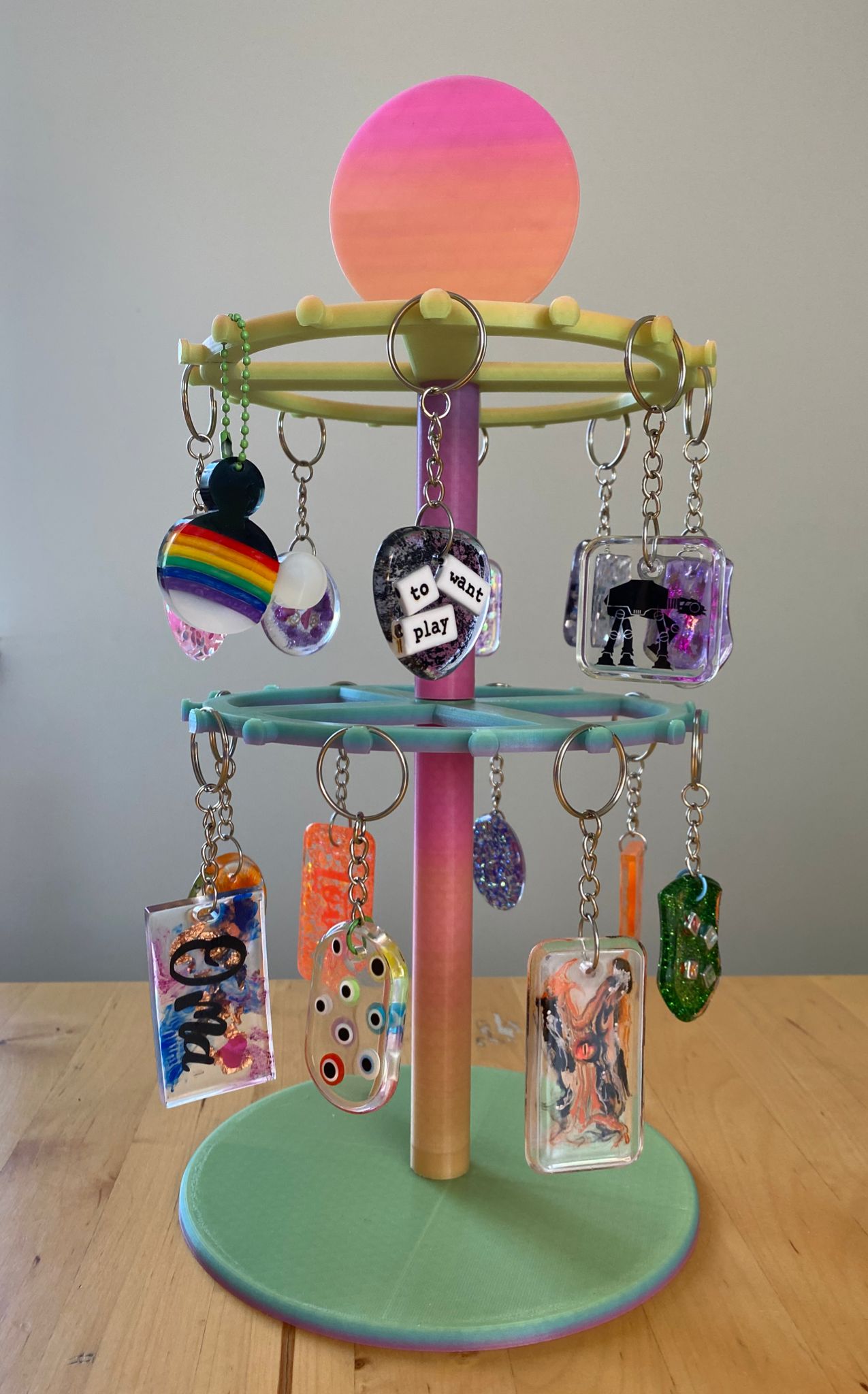Keychain Presenter