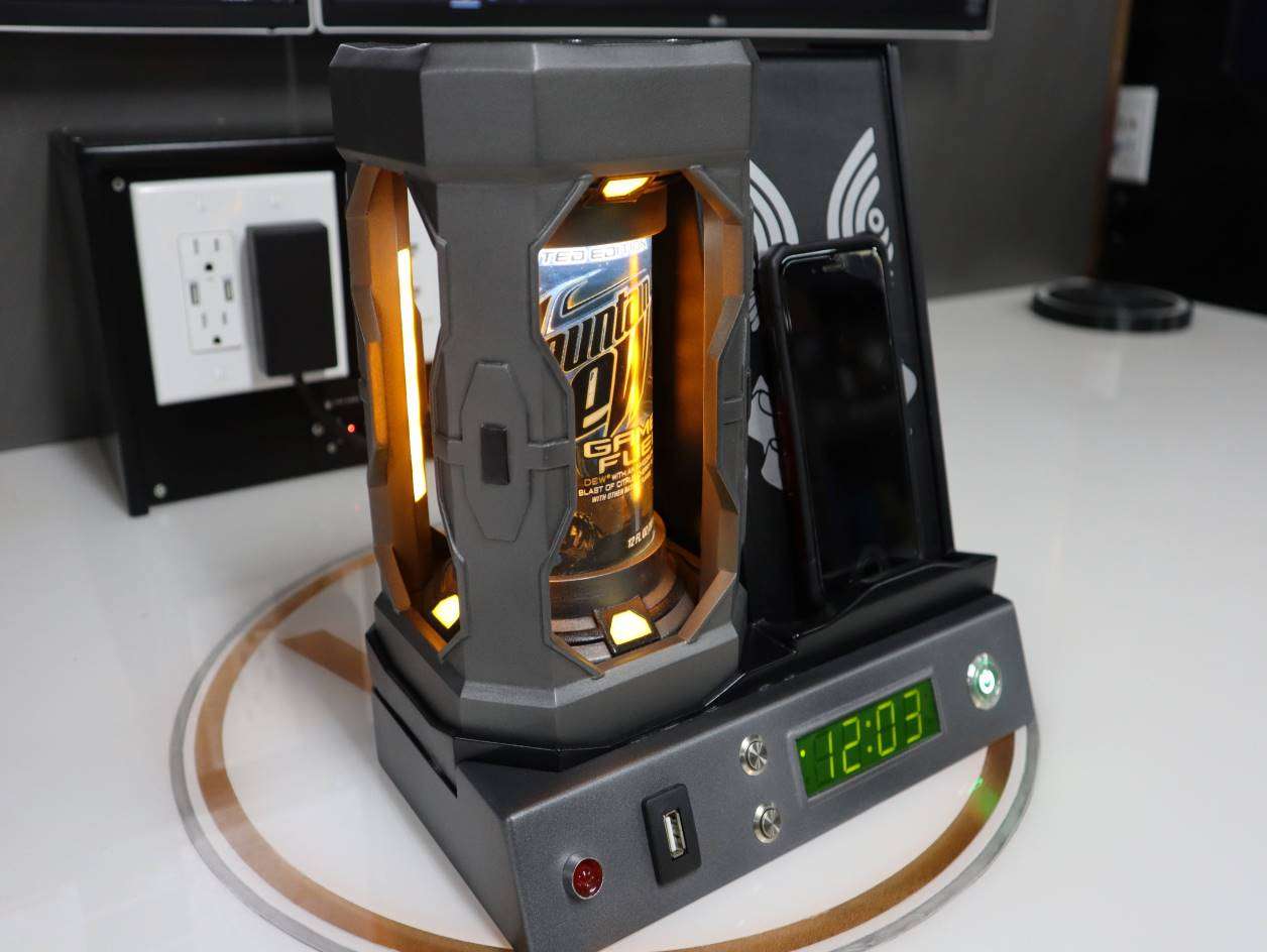 Halo Fusion Coil Phone Charger