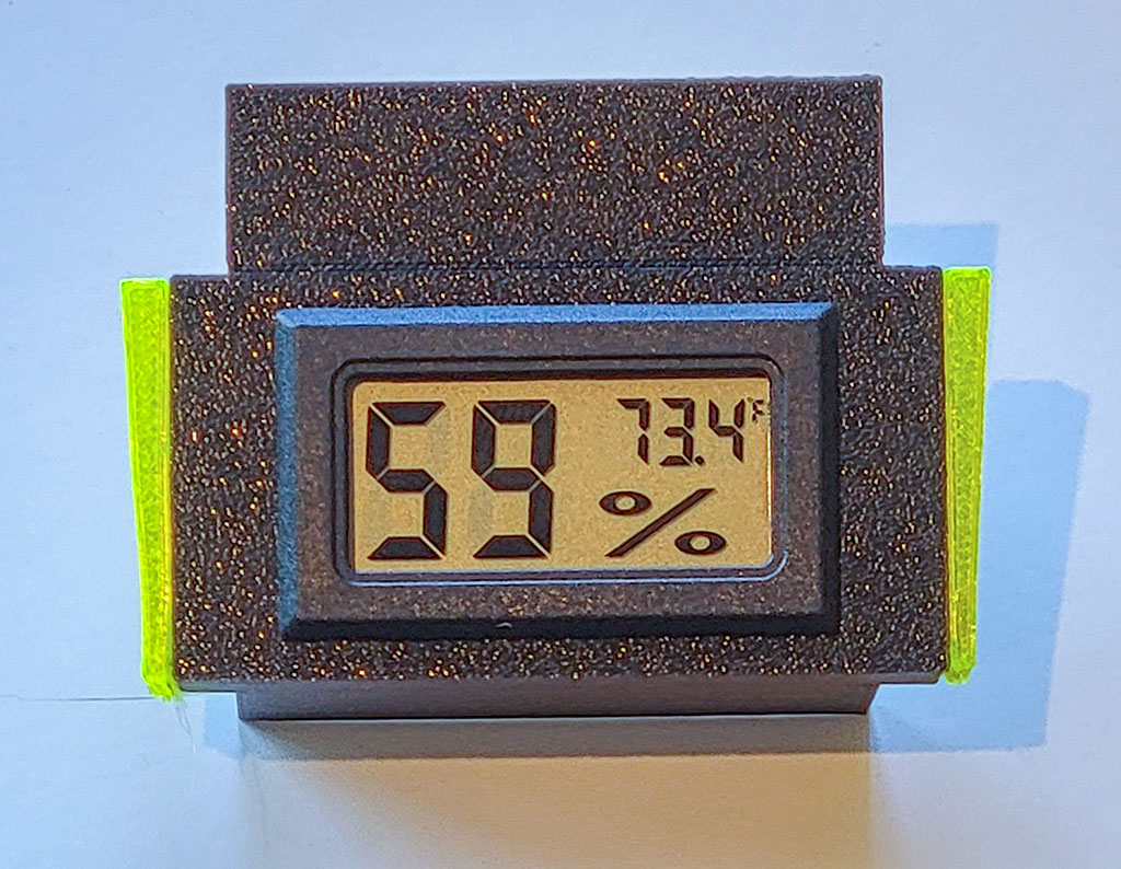 Hygrometer Holder for filament cereal box containers