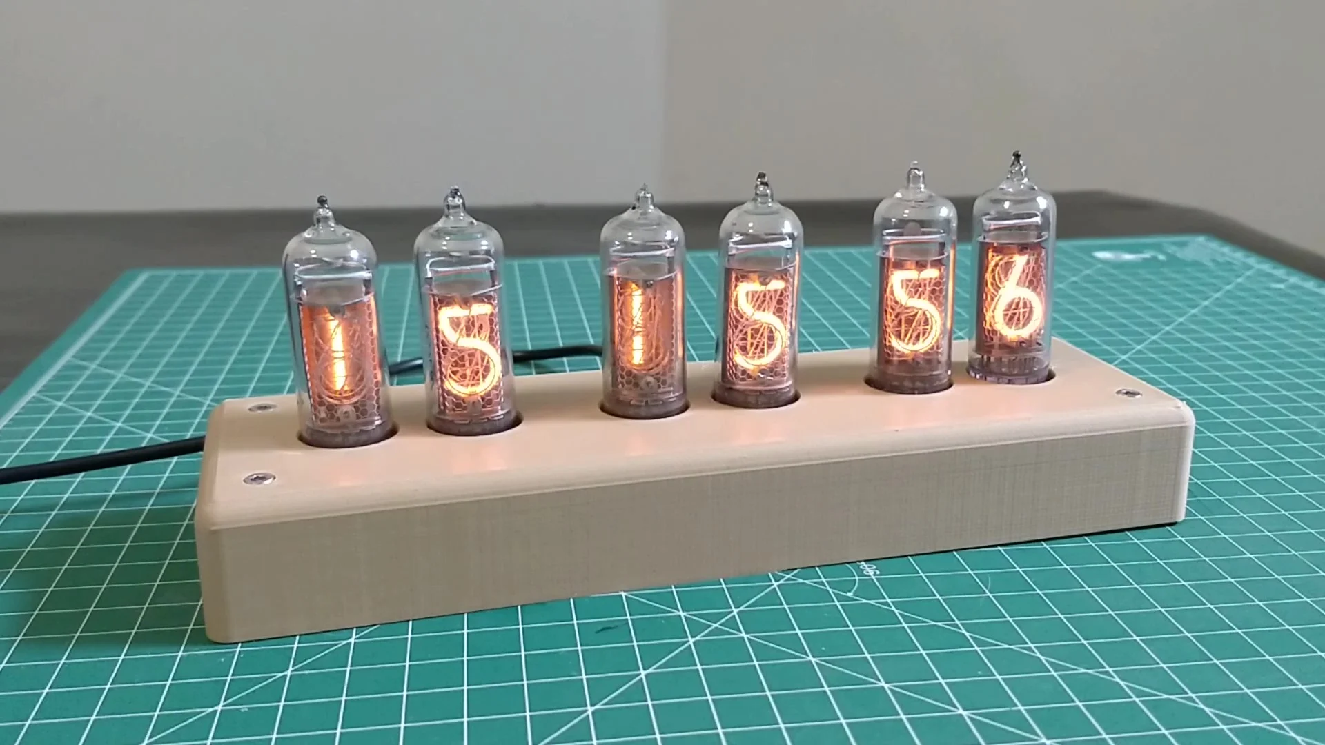 Nixie clock case