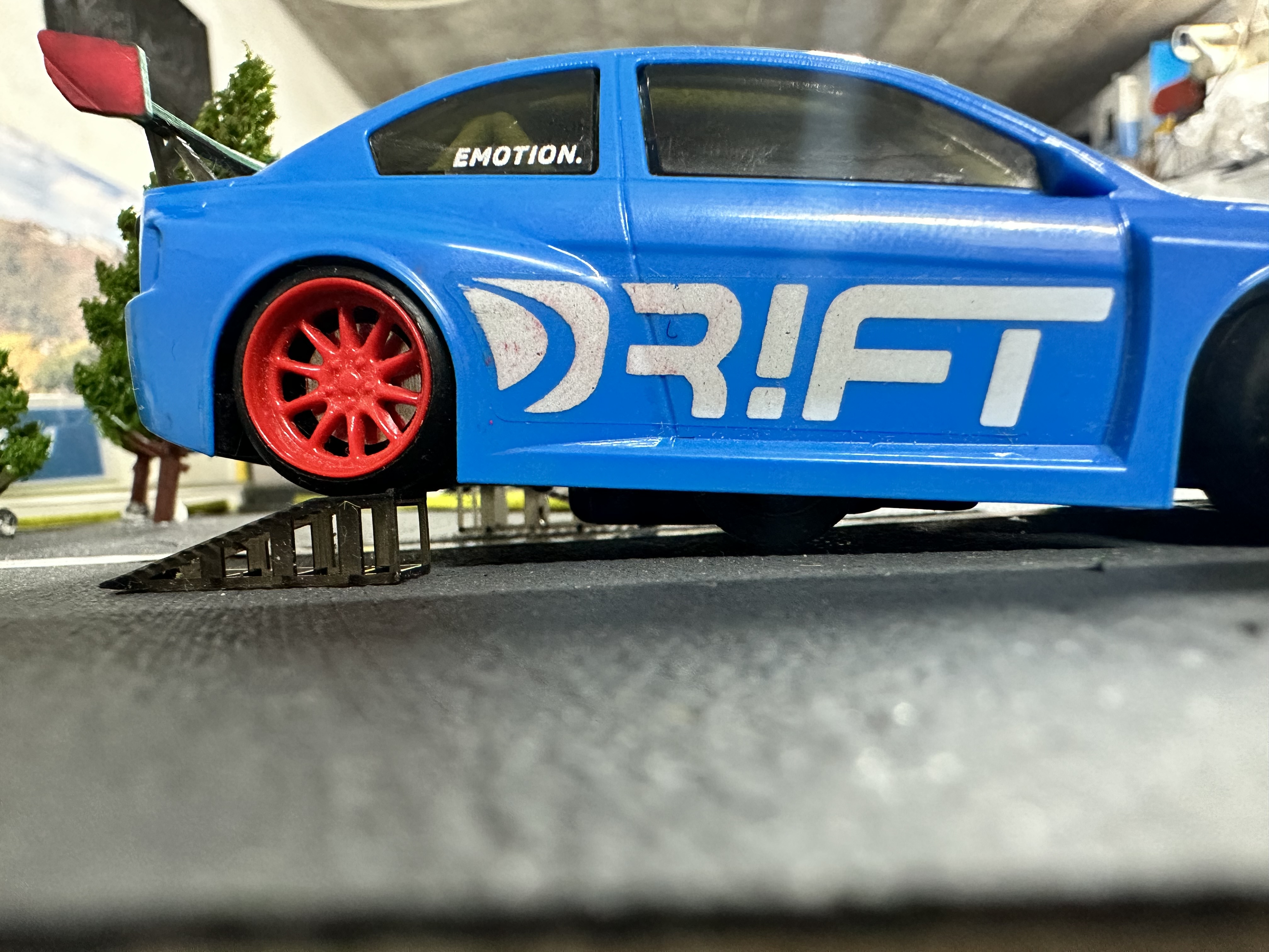 Auffahrrampe 1:43 Dr!ft Sturmkind