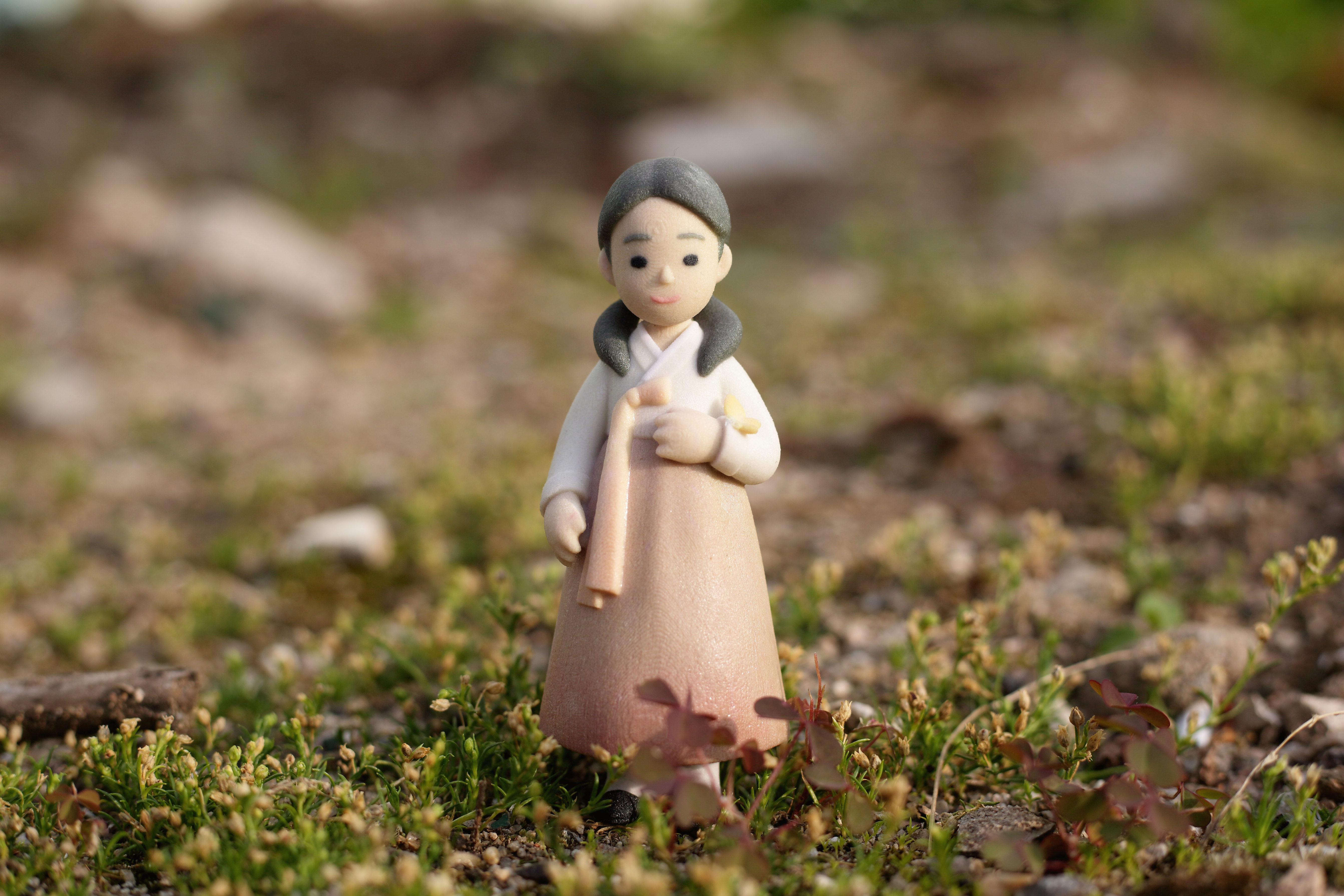 Navy blue skirt girl(arttoy girl)