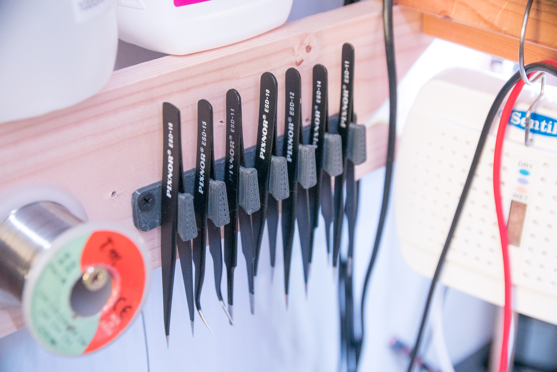 Electronics tweezer holder organiser