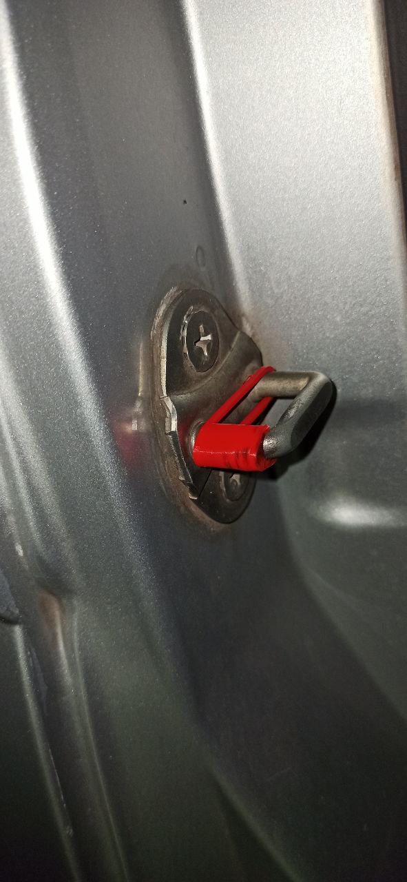 Daihatsu terios Toyota Cami door lock plastic rubber expander fix