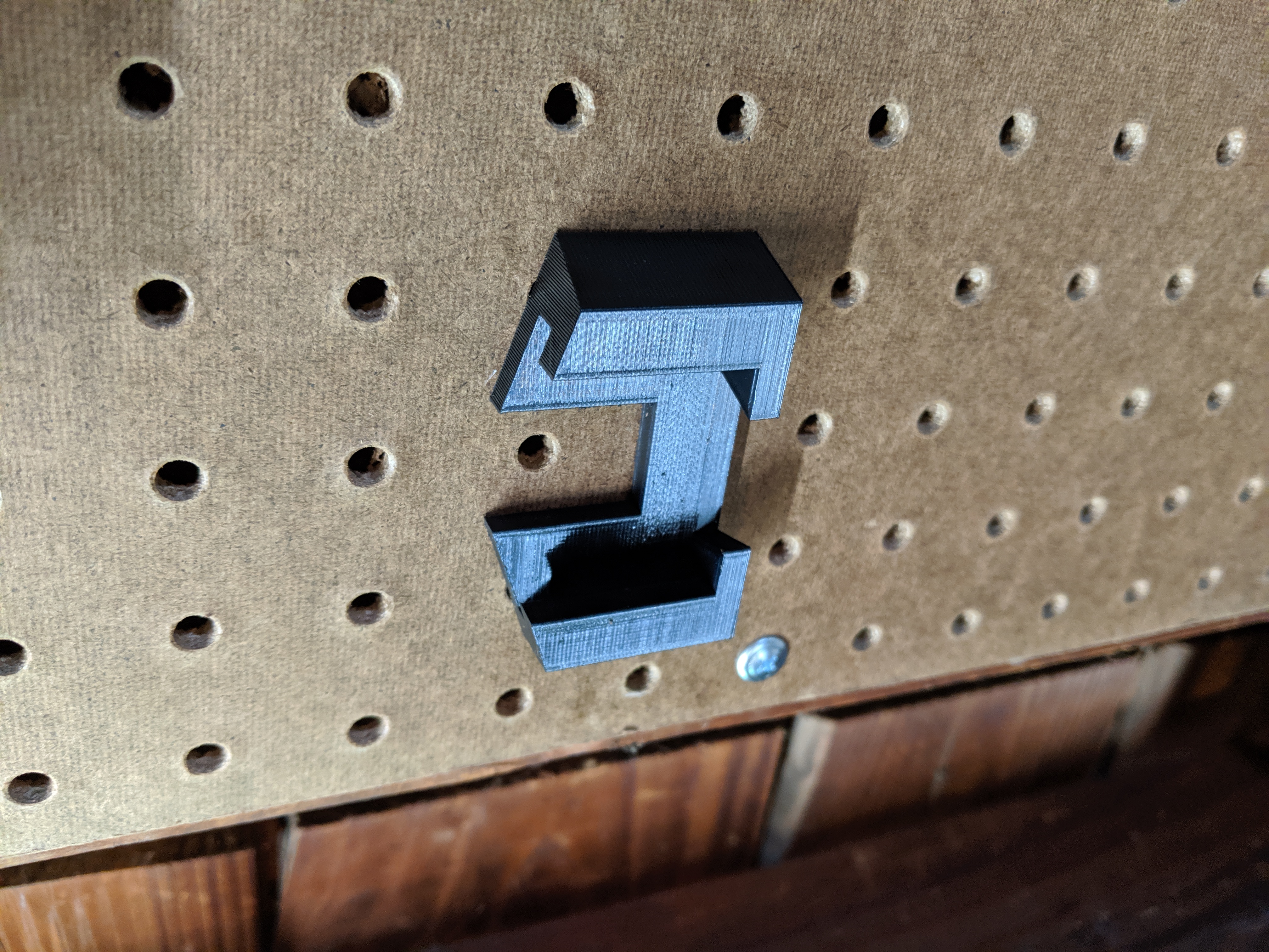 DeWalt 20v Battery Pegboard Mount