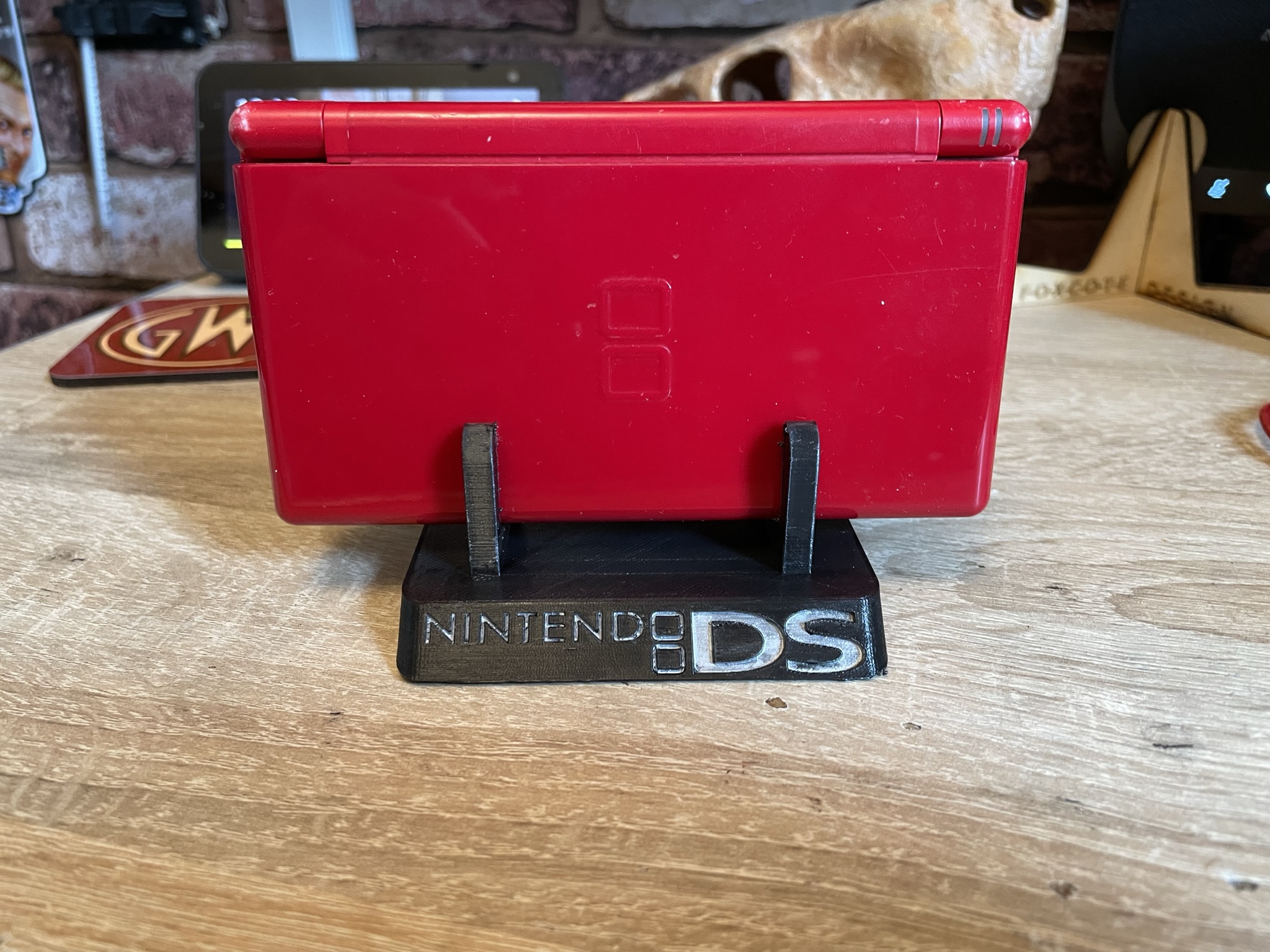 NDS Lite Stand